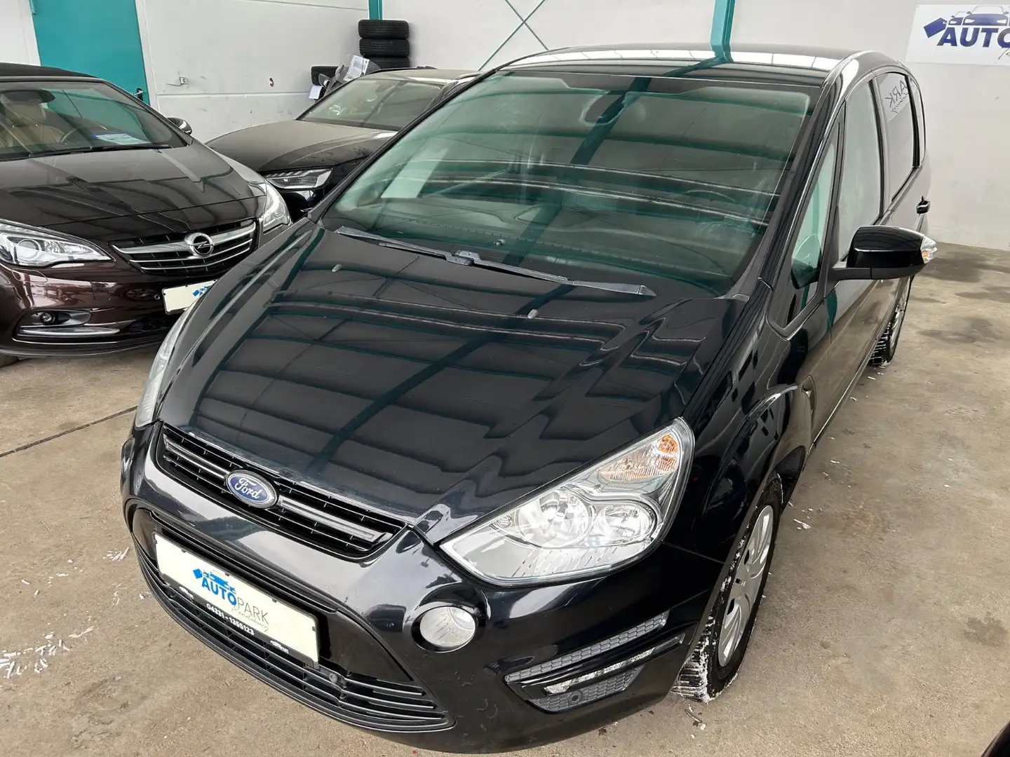 Ford S-Max S-MAX 1.6 TDCI Trend 7-Sitzer Schwarz - 1
