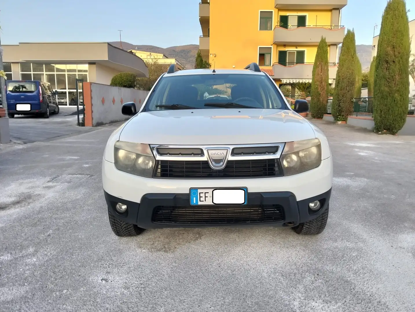 Dacia Duster Duster I 2010 1.5 dci Laureate 4x4 110cv Weiß - 2