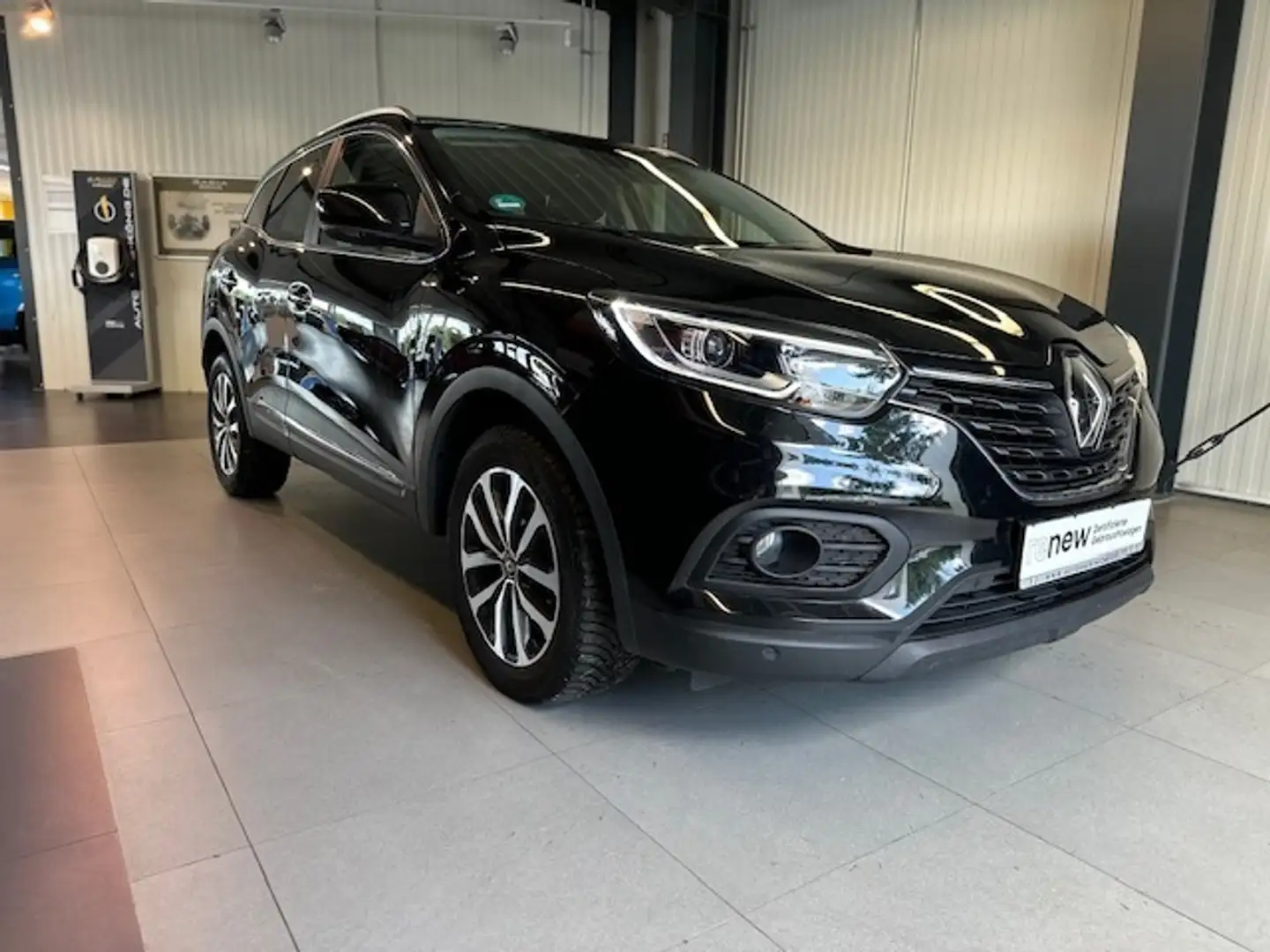 Renault Kadjar TCe 140 ZEN EDC Automatik Schwarz - 2