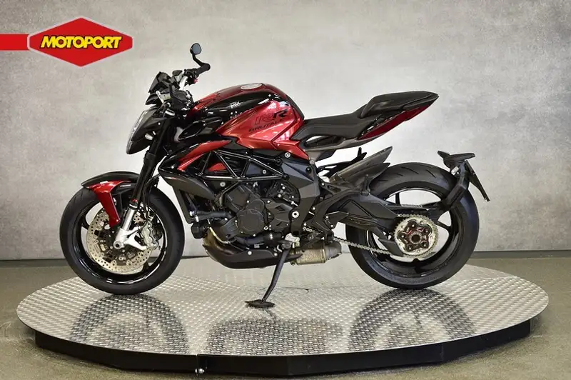 MV Agusta Brutale 800 - foto 5