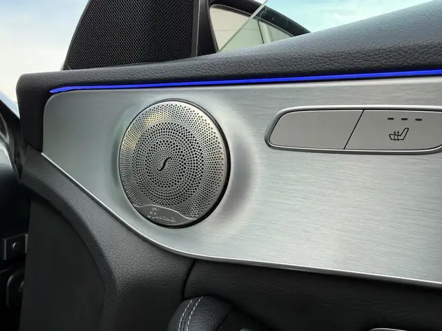 Mercedes-Benz C-Class view 17