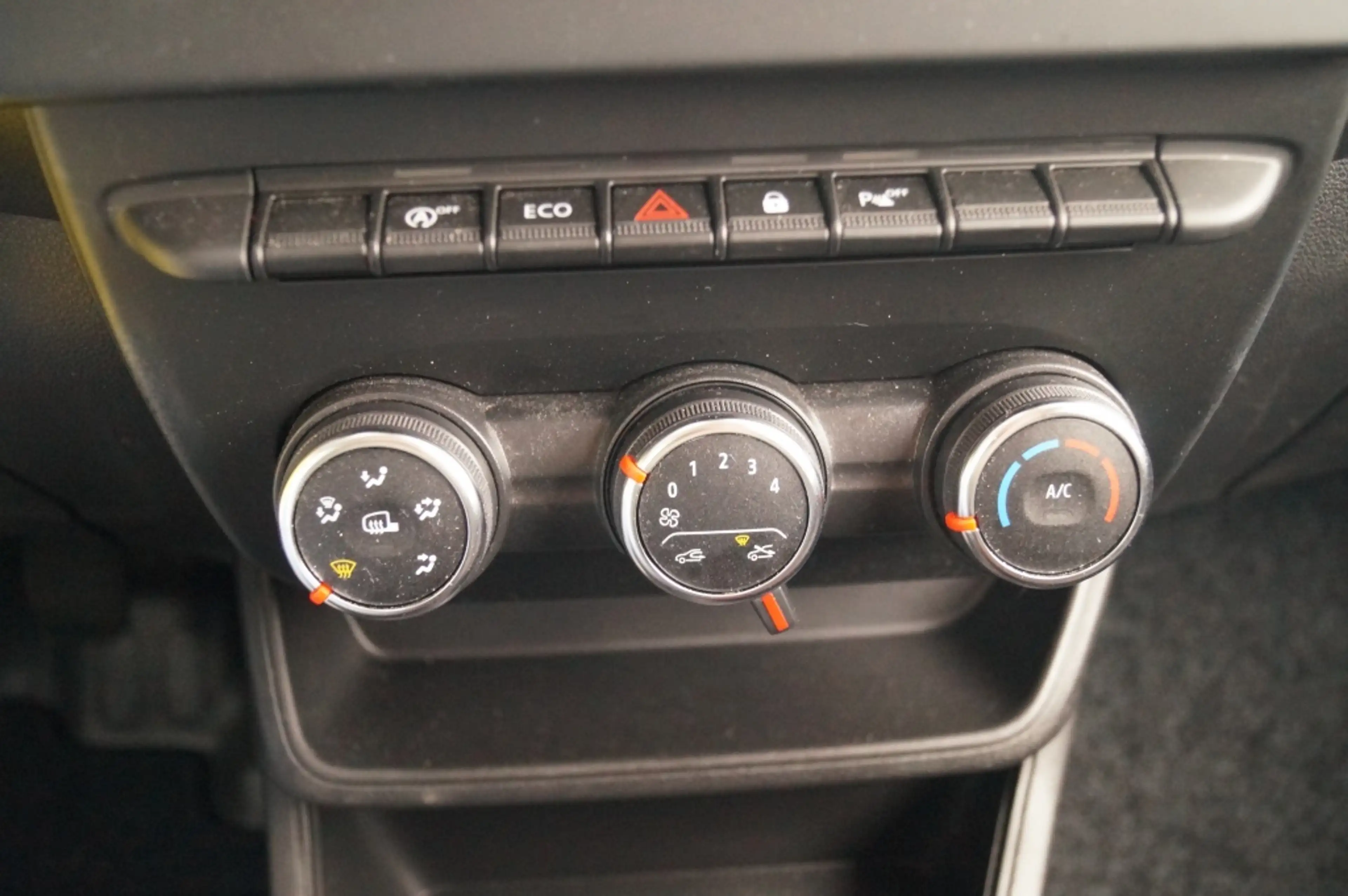 Renault Express 1.5 dCi 75pk Comfort -AIRCO-TREKHAAK-PDC- — photo 19