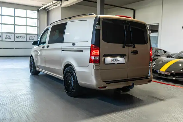 Mercedes-Benz Vito view 10