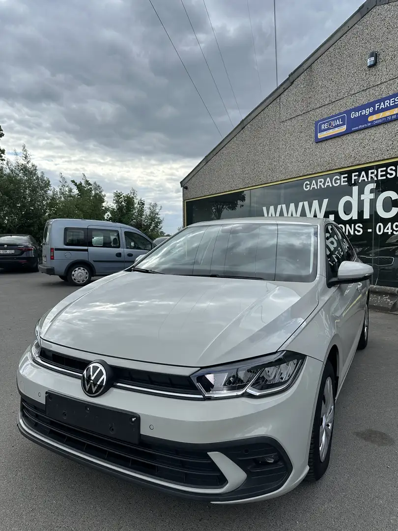 Volkswagen Polo 1.0i Comfortline Béžová - 1