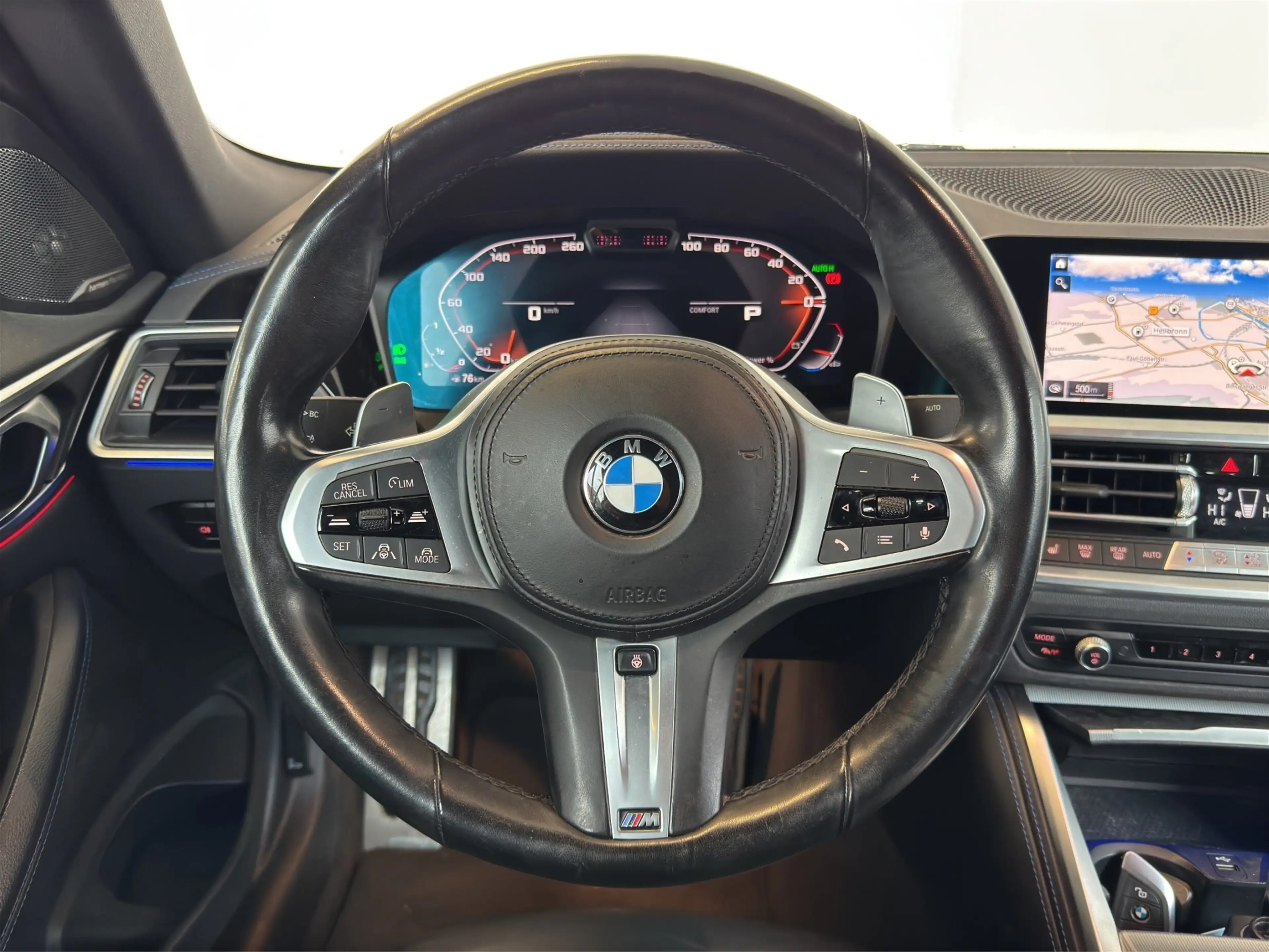 BMW M4 i xDrive Cabrio — photo 6