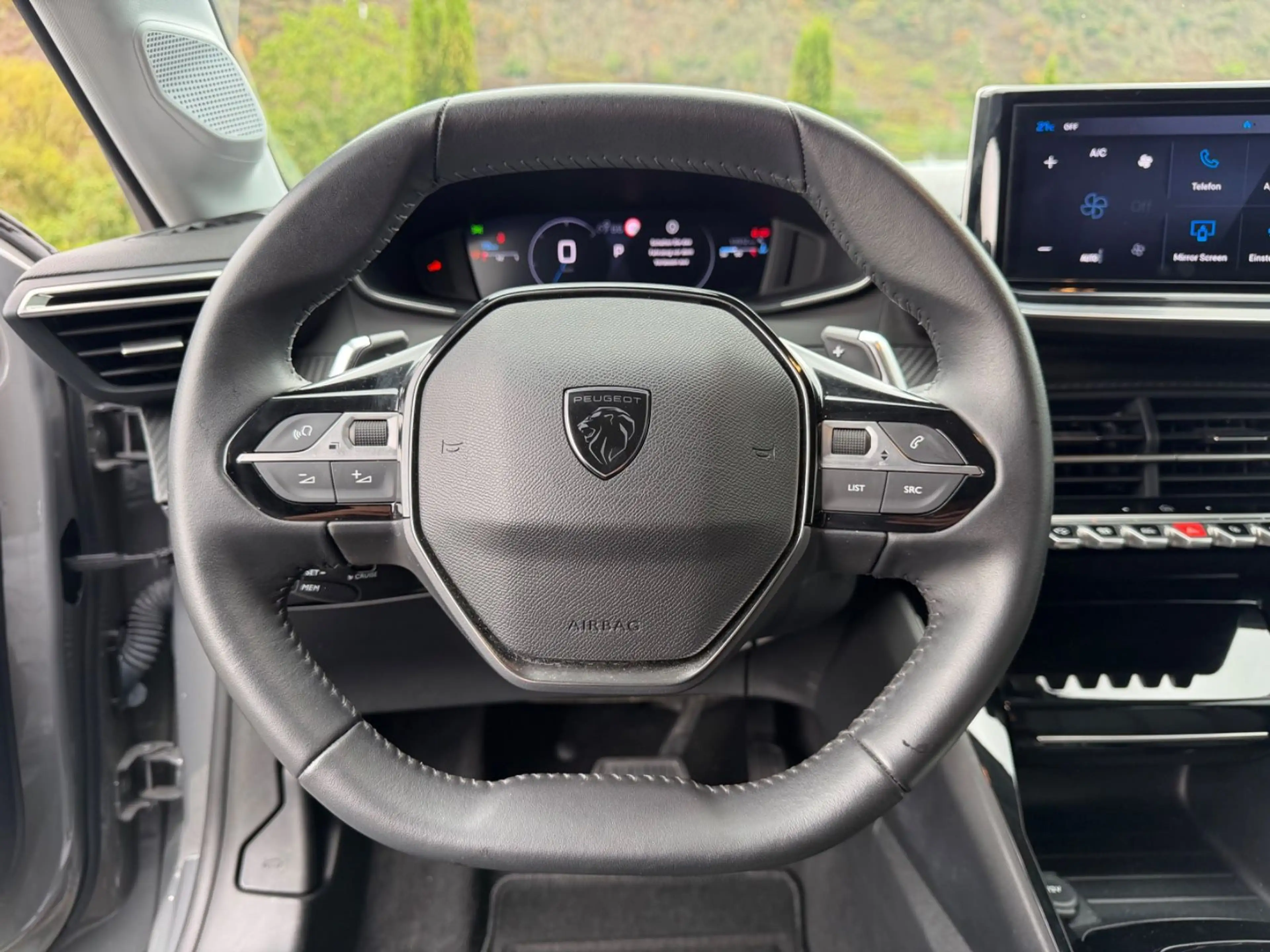 Peugeot 208 Allure *Automatik* — photo 11