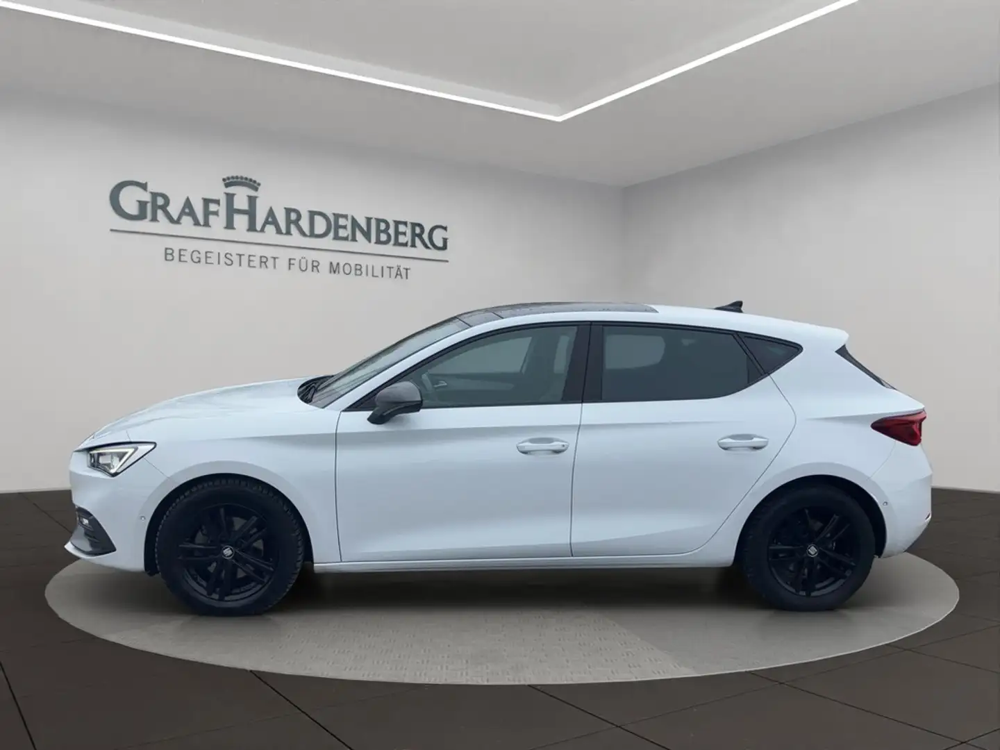 SEAT Leon 1.5 eTSI FR NAVI/SHZ/PDC / Panoramadach Weiß - 2