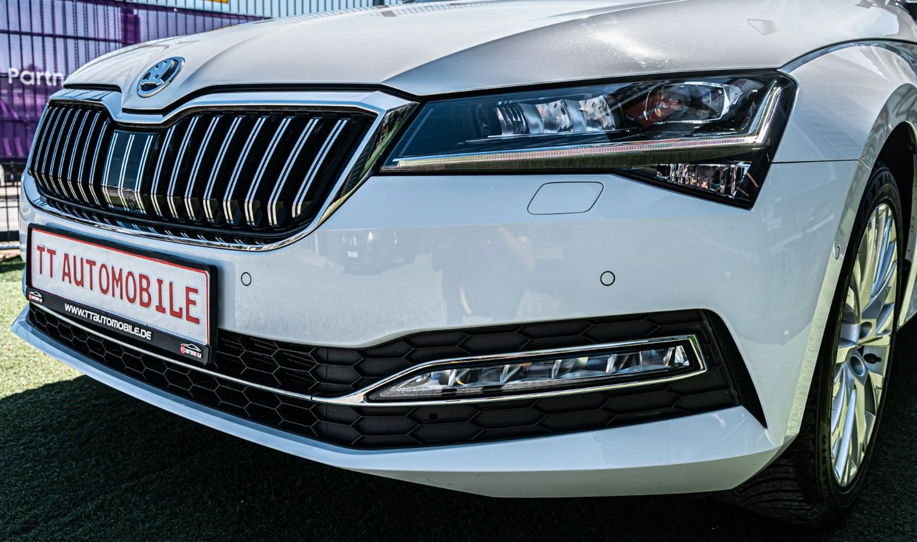 Skoda Superb Style DSG|VIRTUAL|ACC|LHZ|SHZ|AHK|SPURH. — photo 9