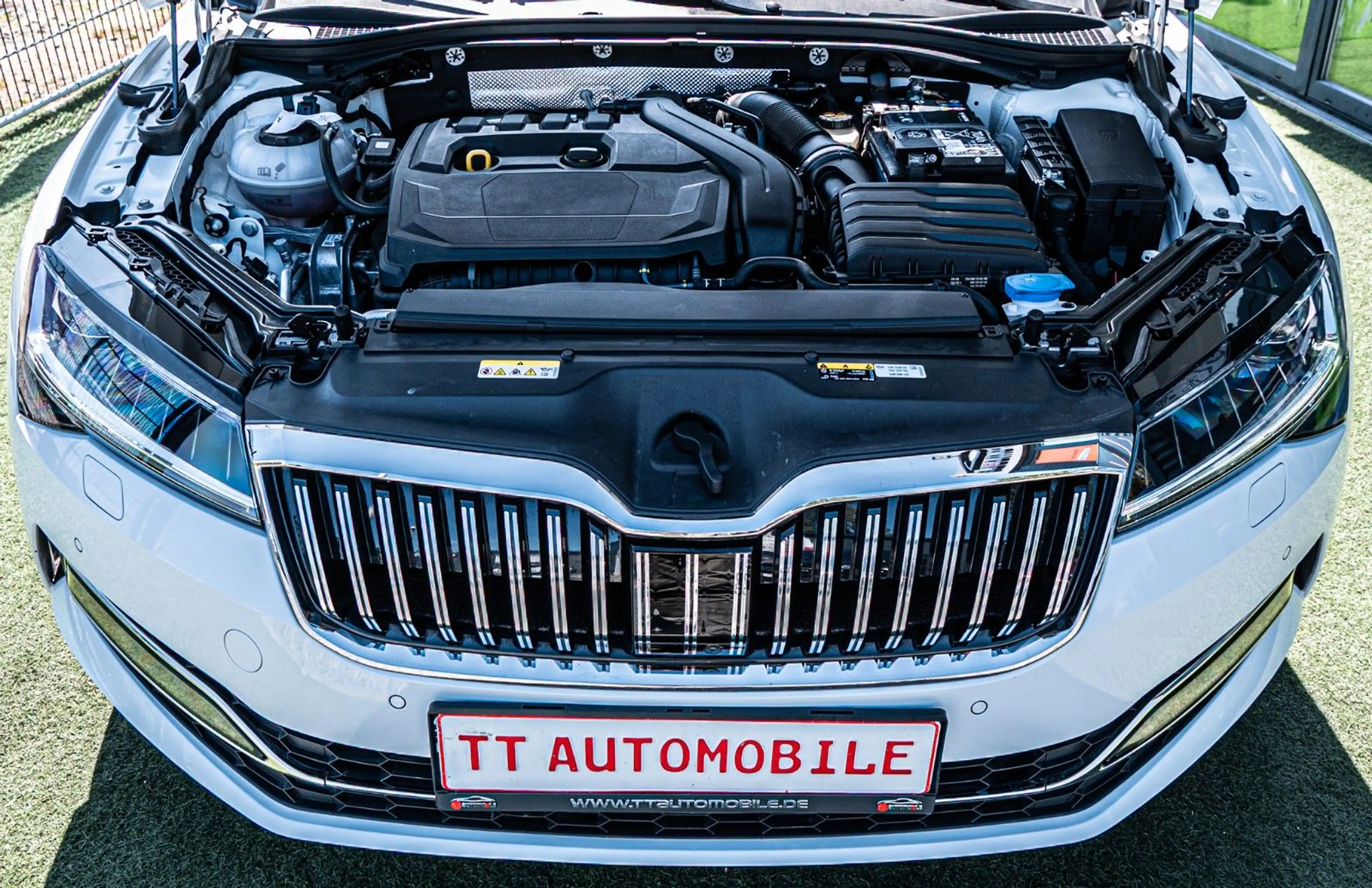 Skoda Superb Style DSG|VIRTUAL|ACC|LHZ|SHZ|AHK|SPURH. — photo 11