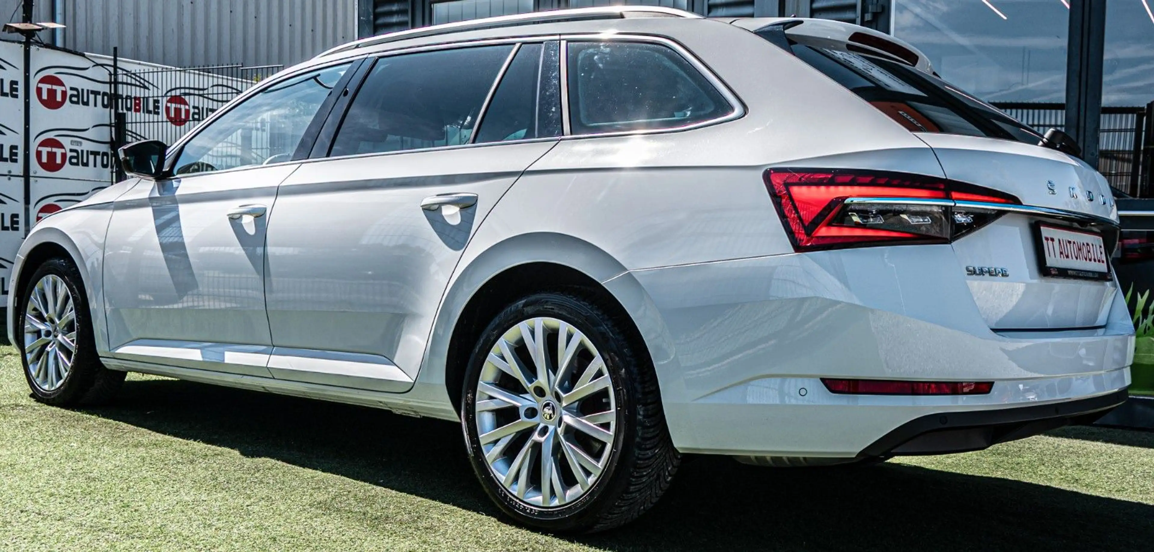 Skoda Superb Style DSG|VIRTUAL|ACC|LHZ|SHZ|AHK|SPURH. — photo 7