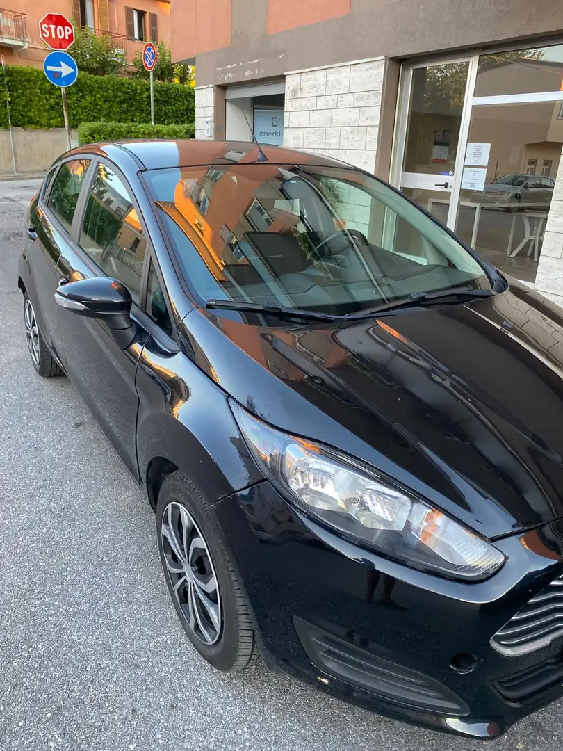 Ford Fiesta Fiesta 5p 1.4 16v Ikon Business Gpl Nero - 2