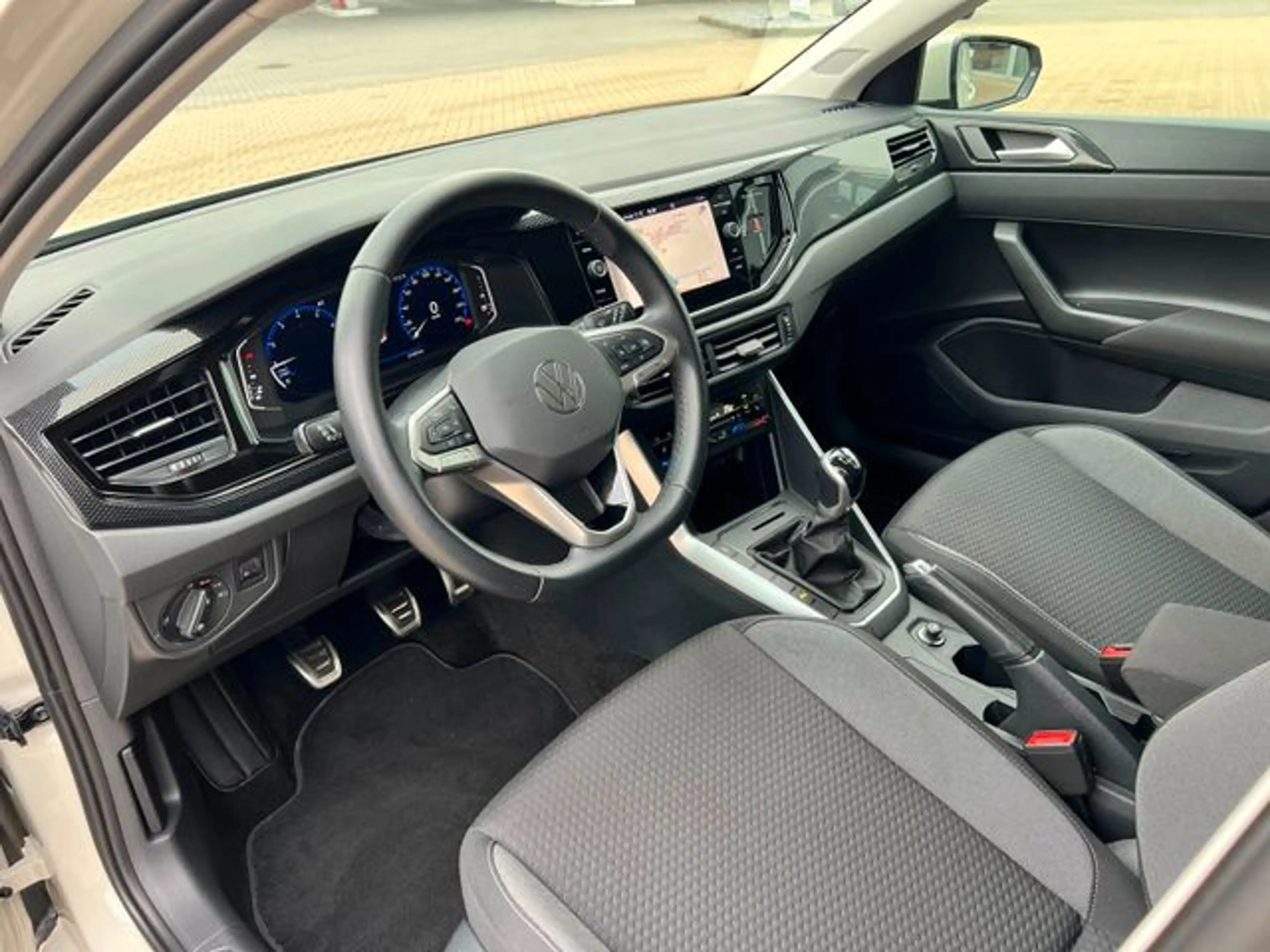 Volkswagen Polo VI  1.0 Active LED 2-ZONEN SHZ ALU APP  Active — photo 7