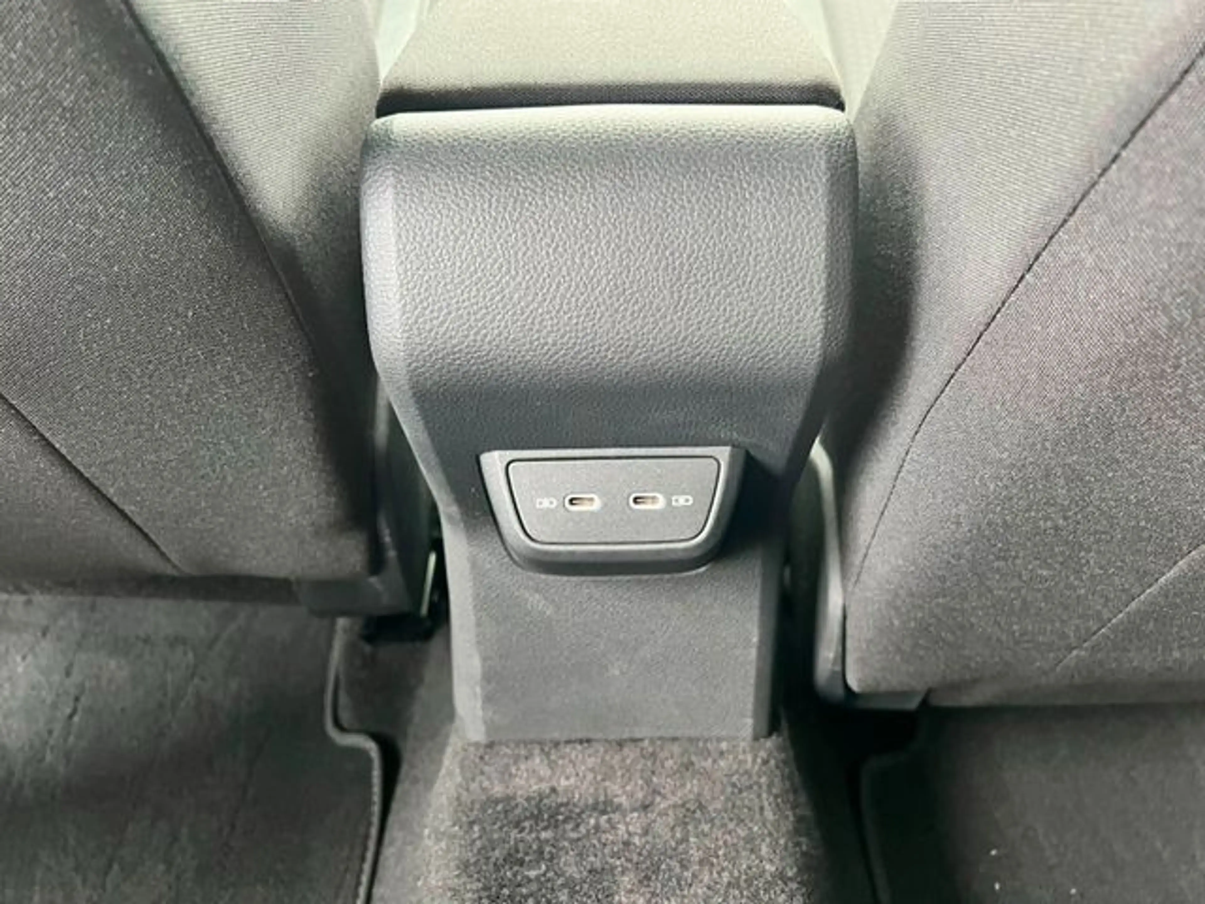 Volkswagen Polo VI  1.0 Active LED 2-ZONEN SHZ ALU APP  Active — photo 12