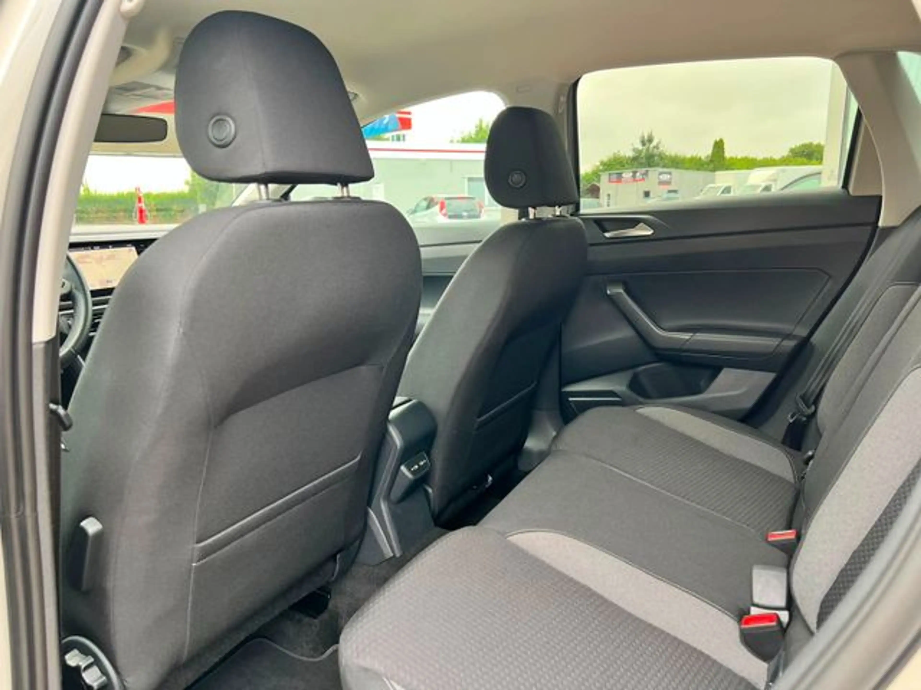 Volkswagen Polo VI  1.0 Active LED 2-ZONEN SHZ ALU APP  Active — photo 10