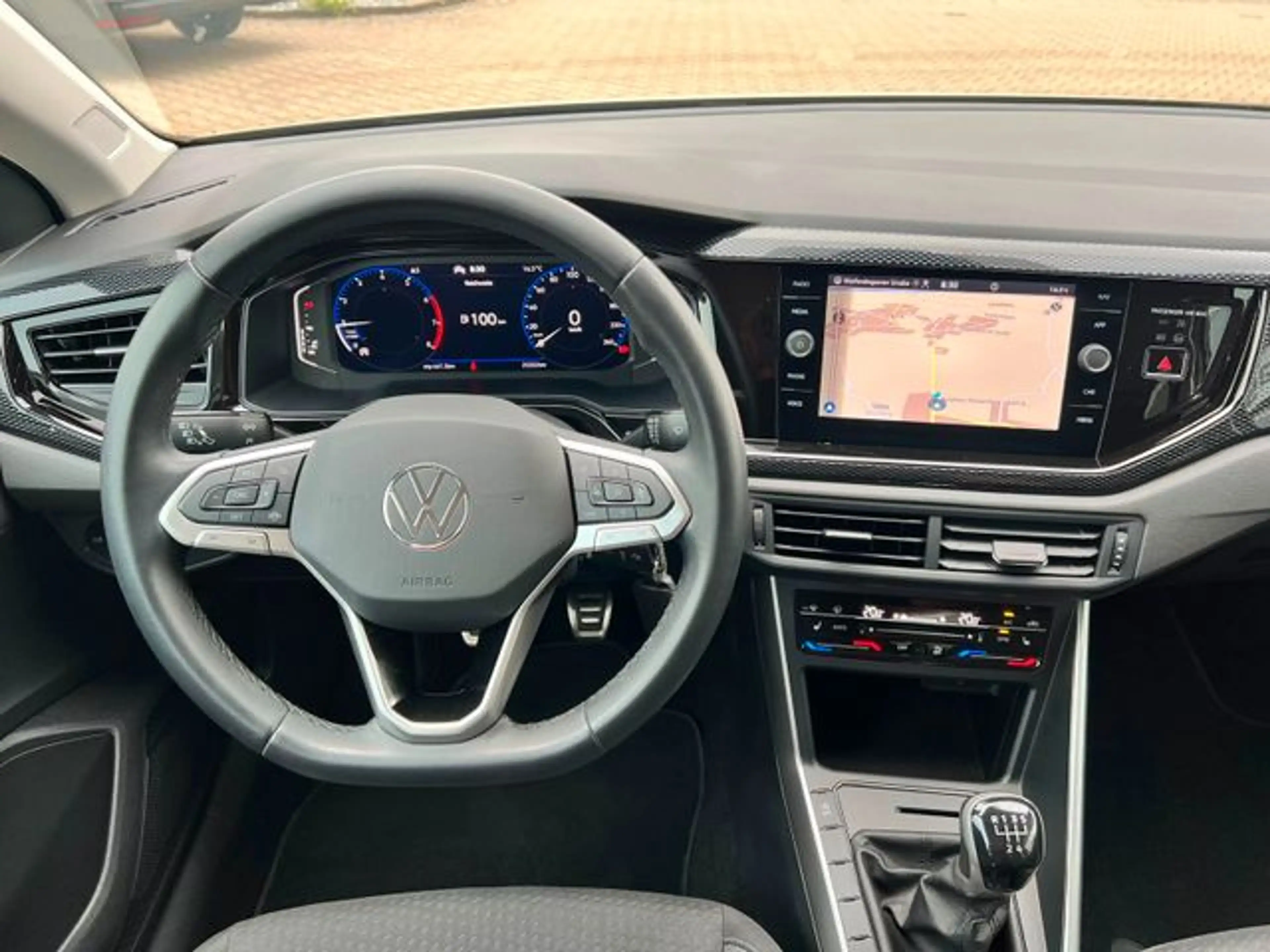 Volkswagen Polo VI  1.0 Active LED 2-ZONEN SHZ ALU APP  Active — photo 13