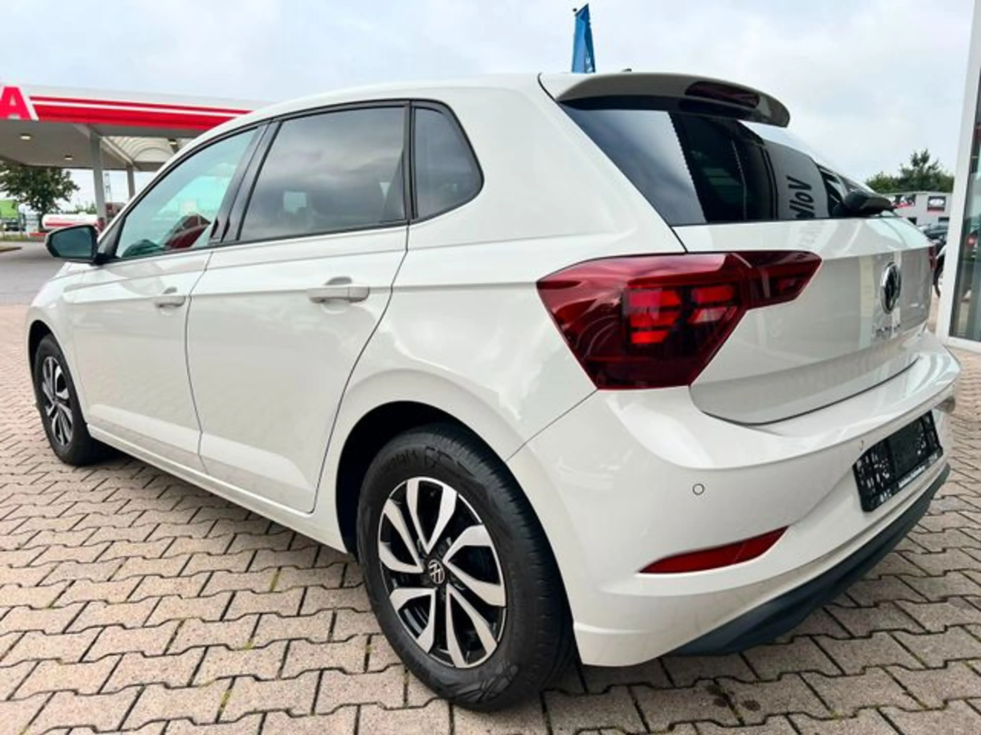 Volkswagen Polo VI  1.0 Active LED 2-ZONEN SHZ ALU APP  Active — photo 3