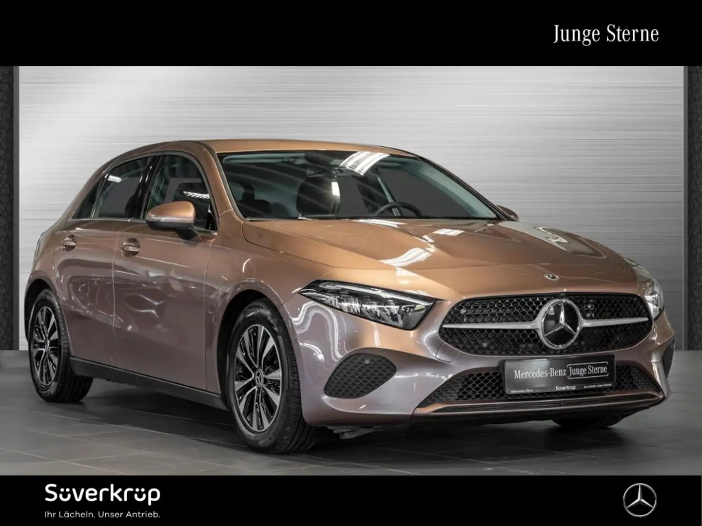 Mercedes-Benz A 180 DISTR KAMERA SPUR PDC SHZ Gold - 1