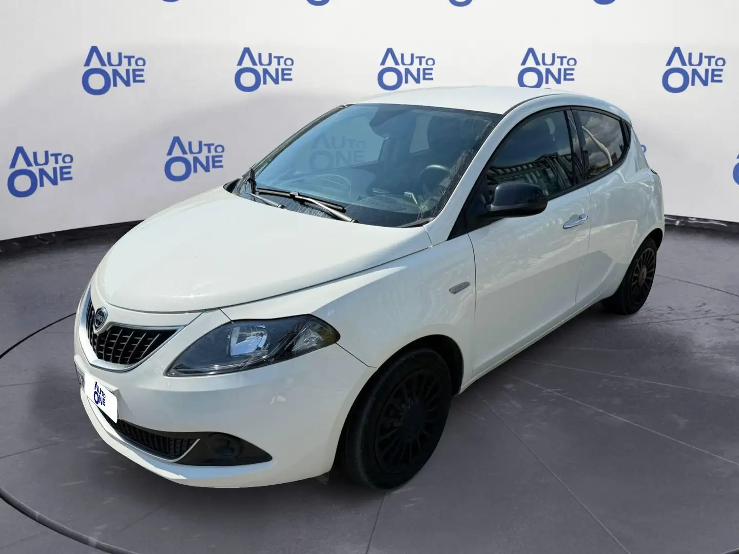 Lancia Ypsilon 1.0 Hybrid 70Cv Silver Bianco - 1