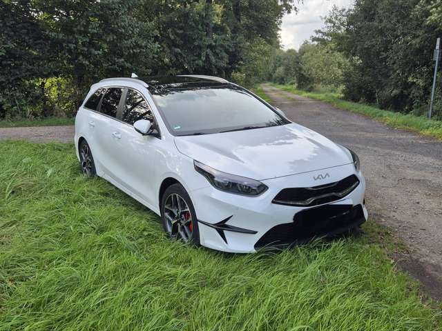 Imagine Kia Ceed SW / cee'd SW SW 1.5 T-GDI DCT7 OPF (48V Mild Hybrid) Spirit