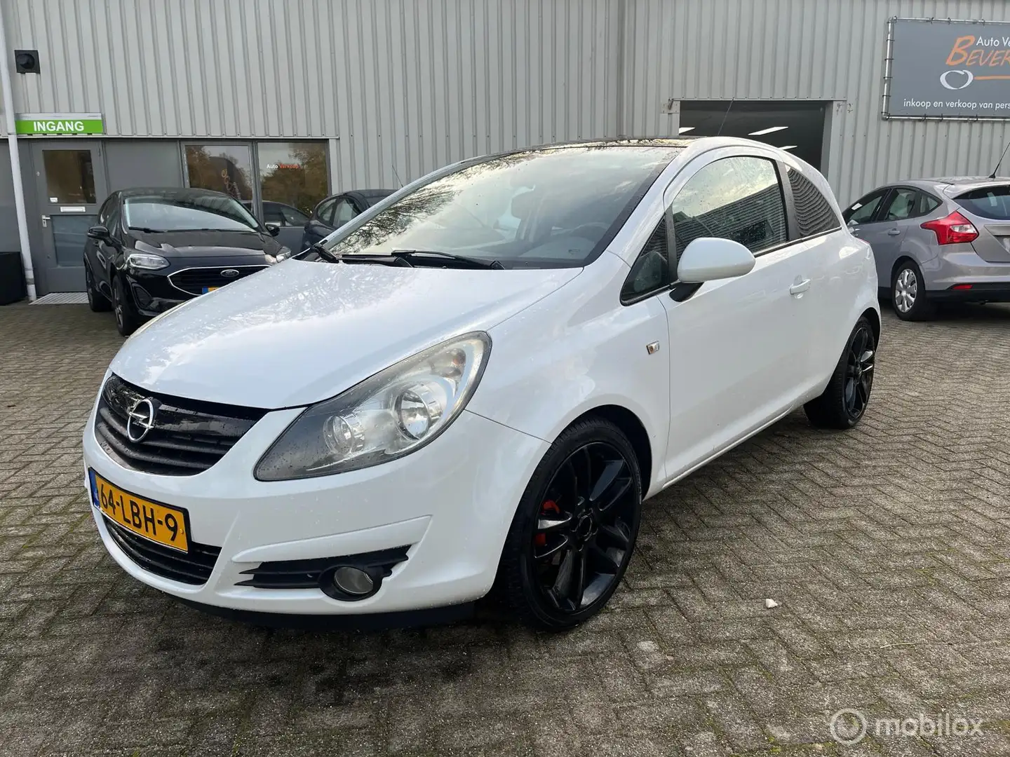 Opel Corsa 1.4-16V Black & White Edition Blanc - 1