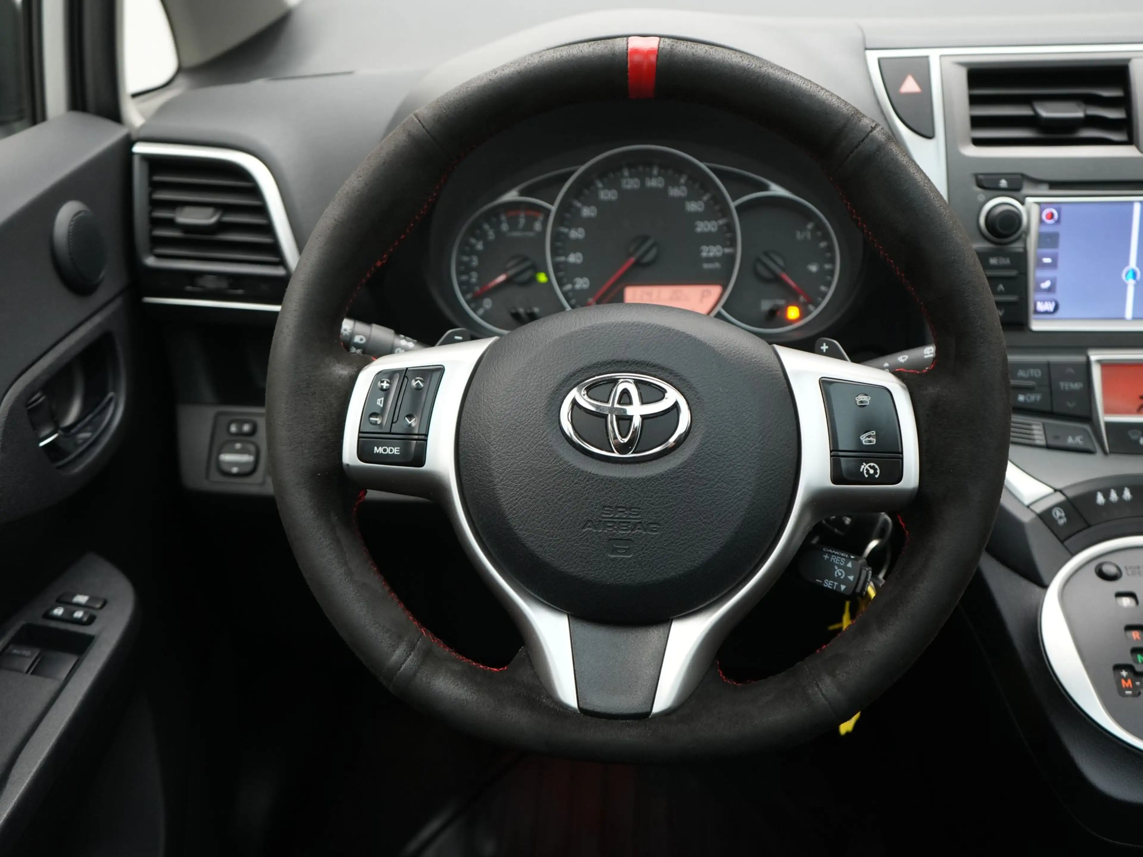 Toyota Verso-S 1.3 VVT-i Aspiration | NL Auto | Panoramadak | Dea — photo 5
