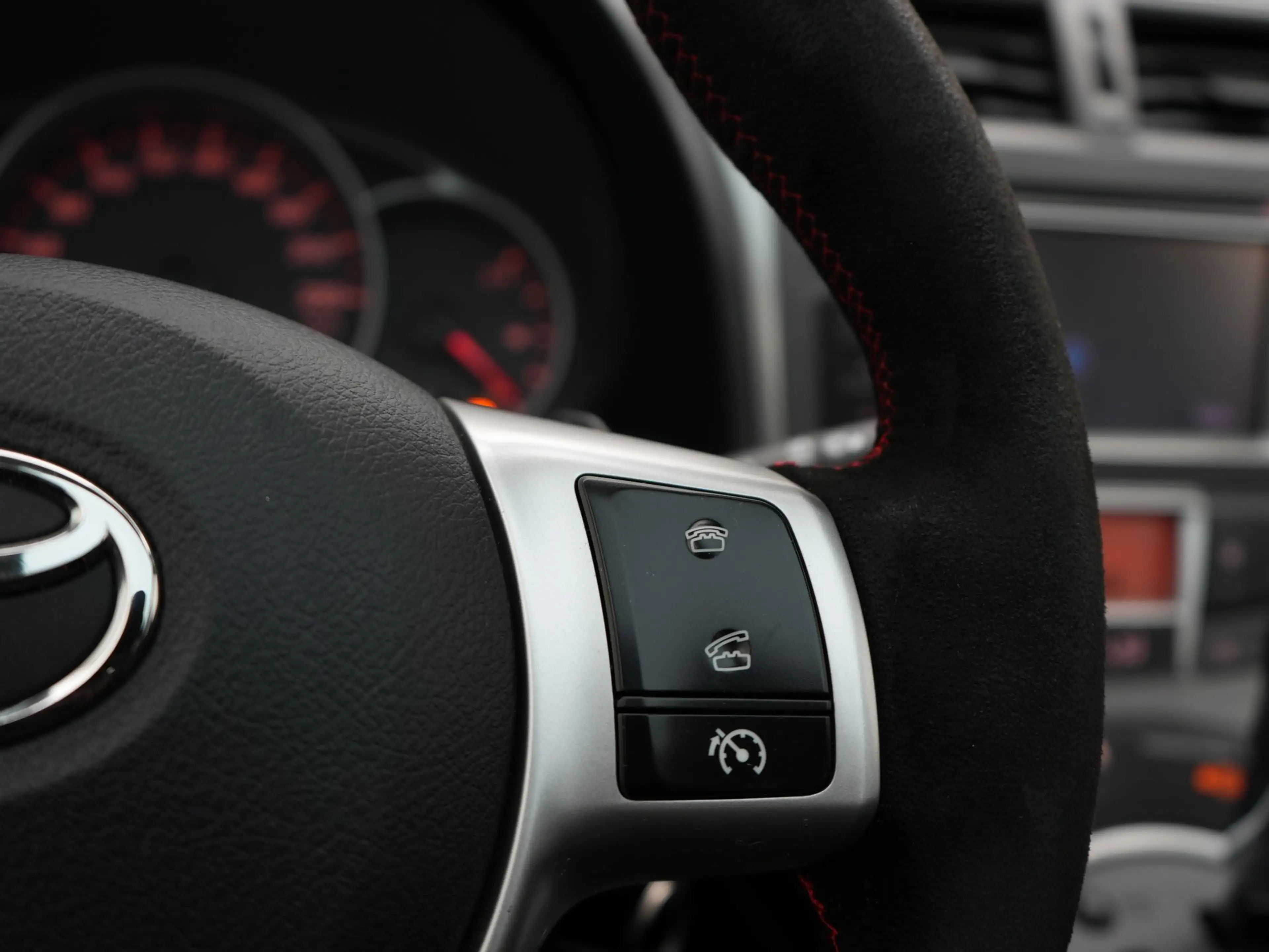 Toyota Verso-S 1.3 VVT-i Aspiration | NL Auto | Panoramadak | Dea — photo 14