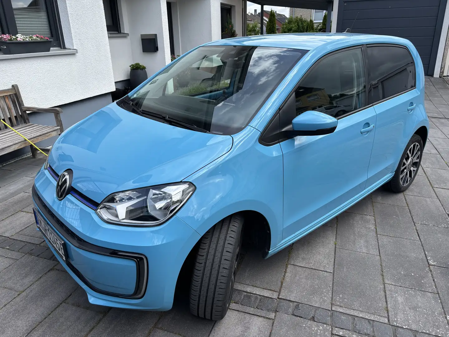 Volkswagen e-up! e-up Style Plus - 1