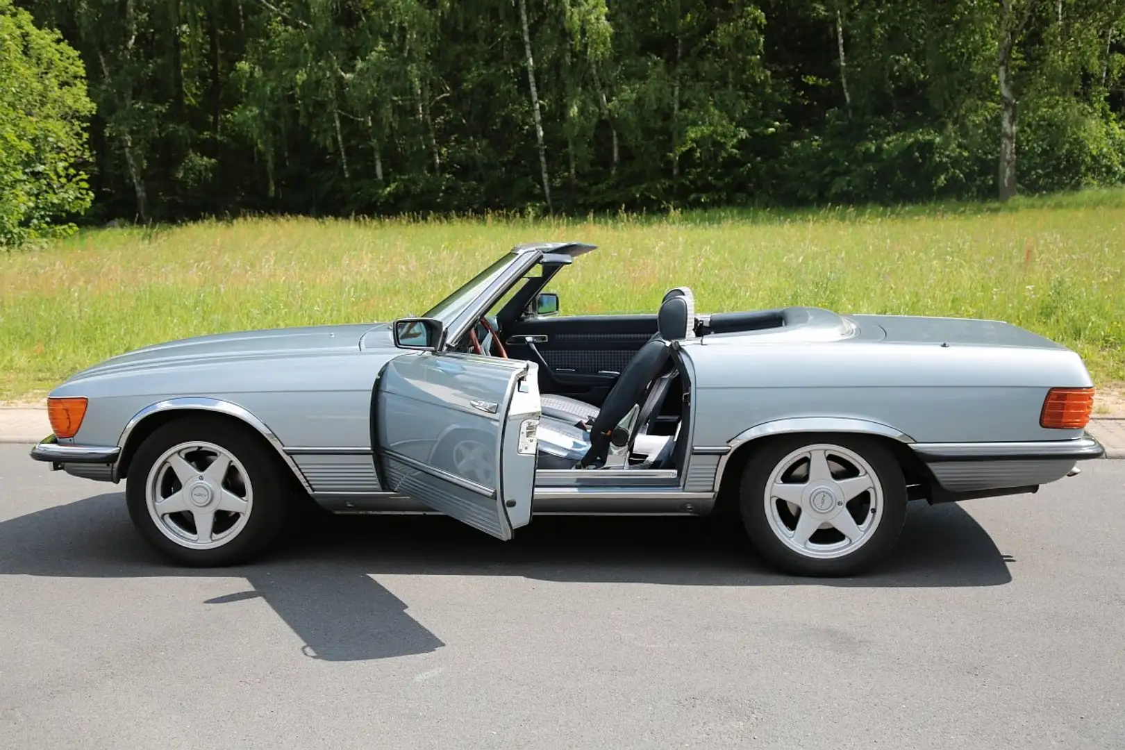Mercedes-Benz SL 280 Mercedes SL R 107 Bj. 1980 Bleu - 2