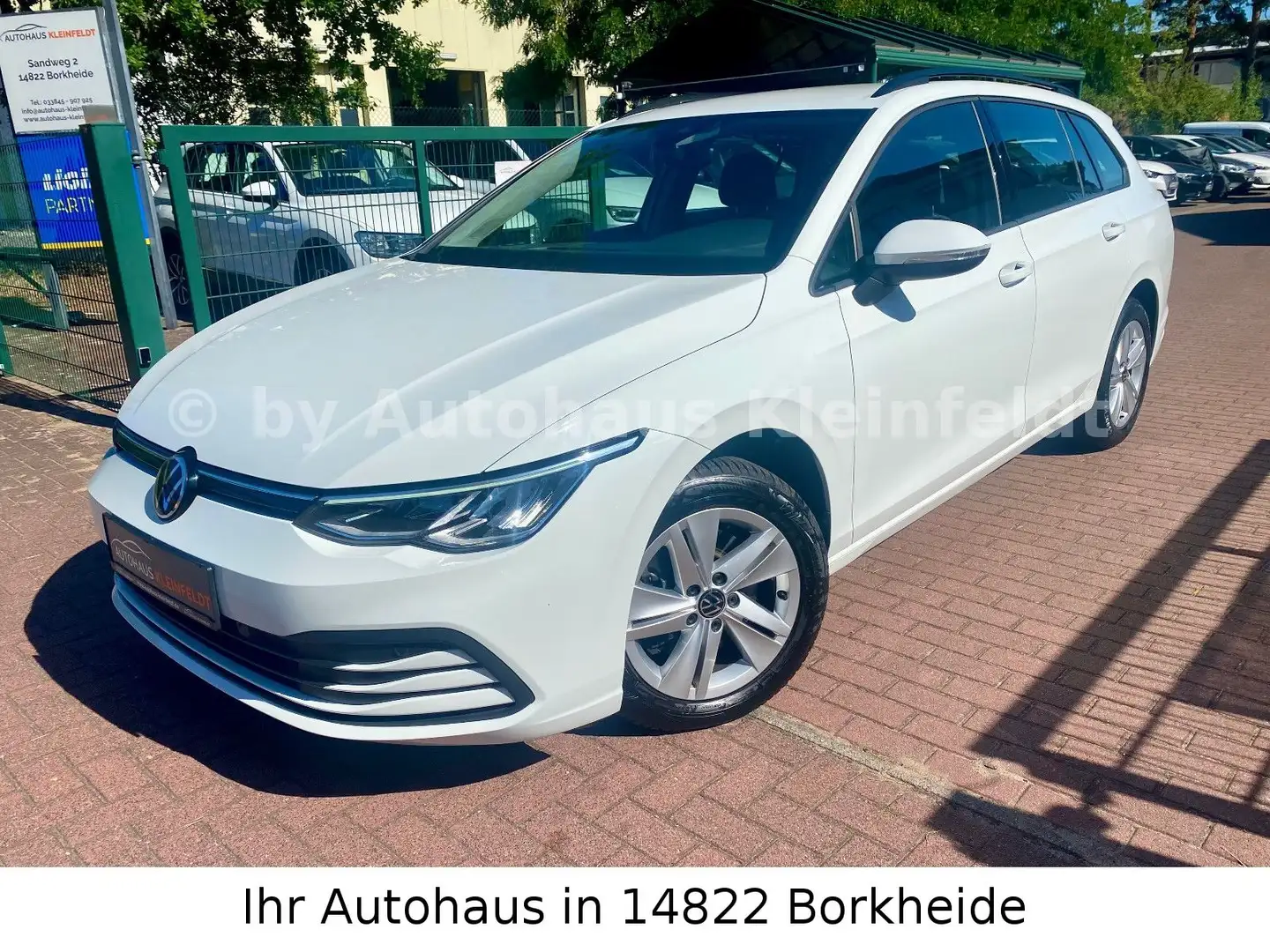 Volkswagen Golf VIII Variant Life |PDC|CARPLAY|LED Wit - 2