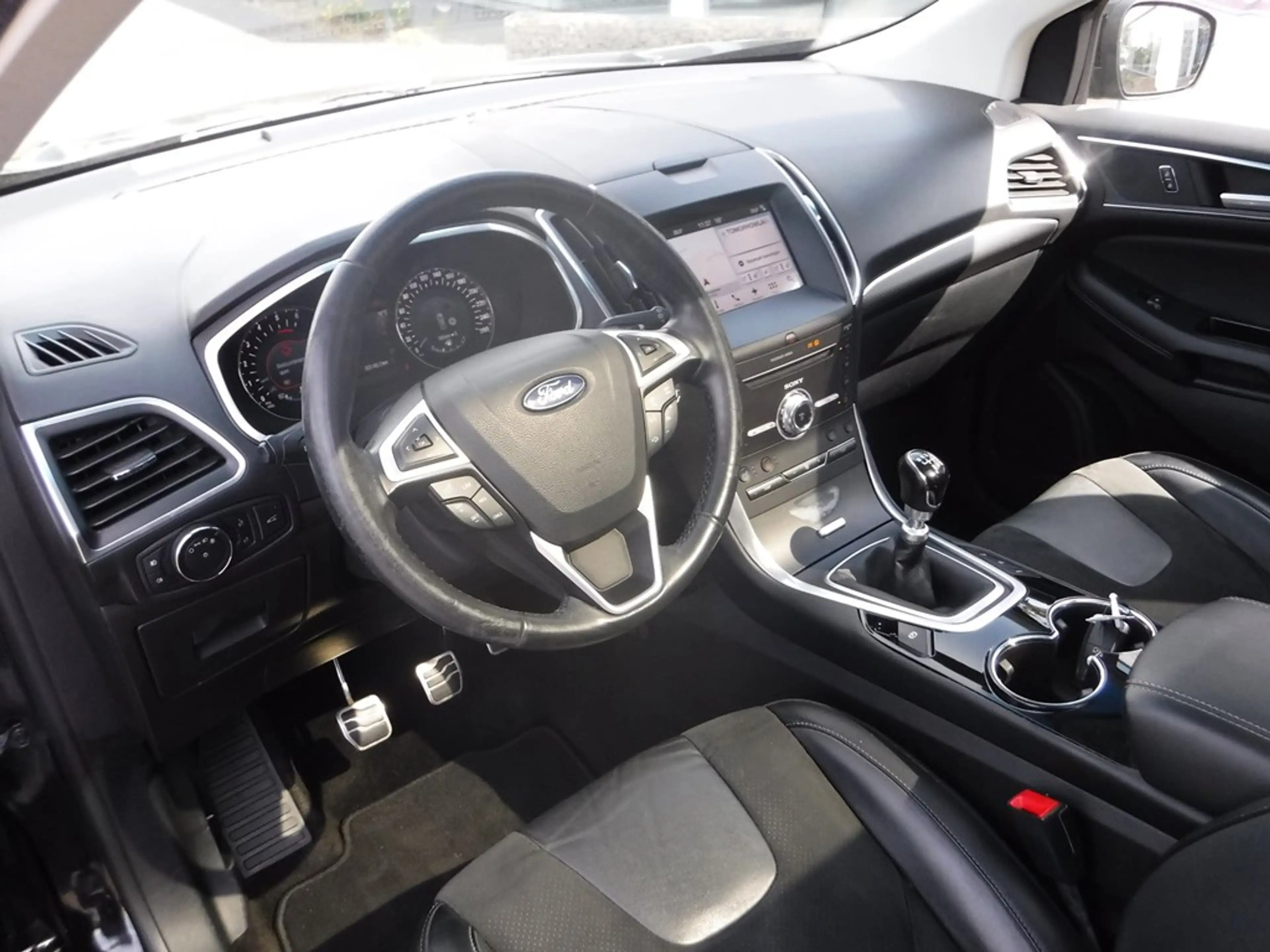 Ford Edge TDCi AWD ST-Line — photo 8