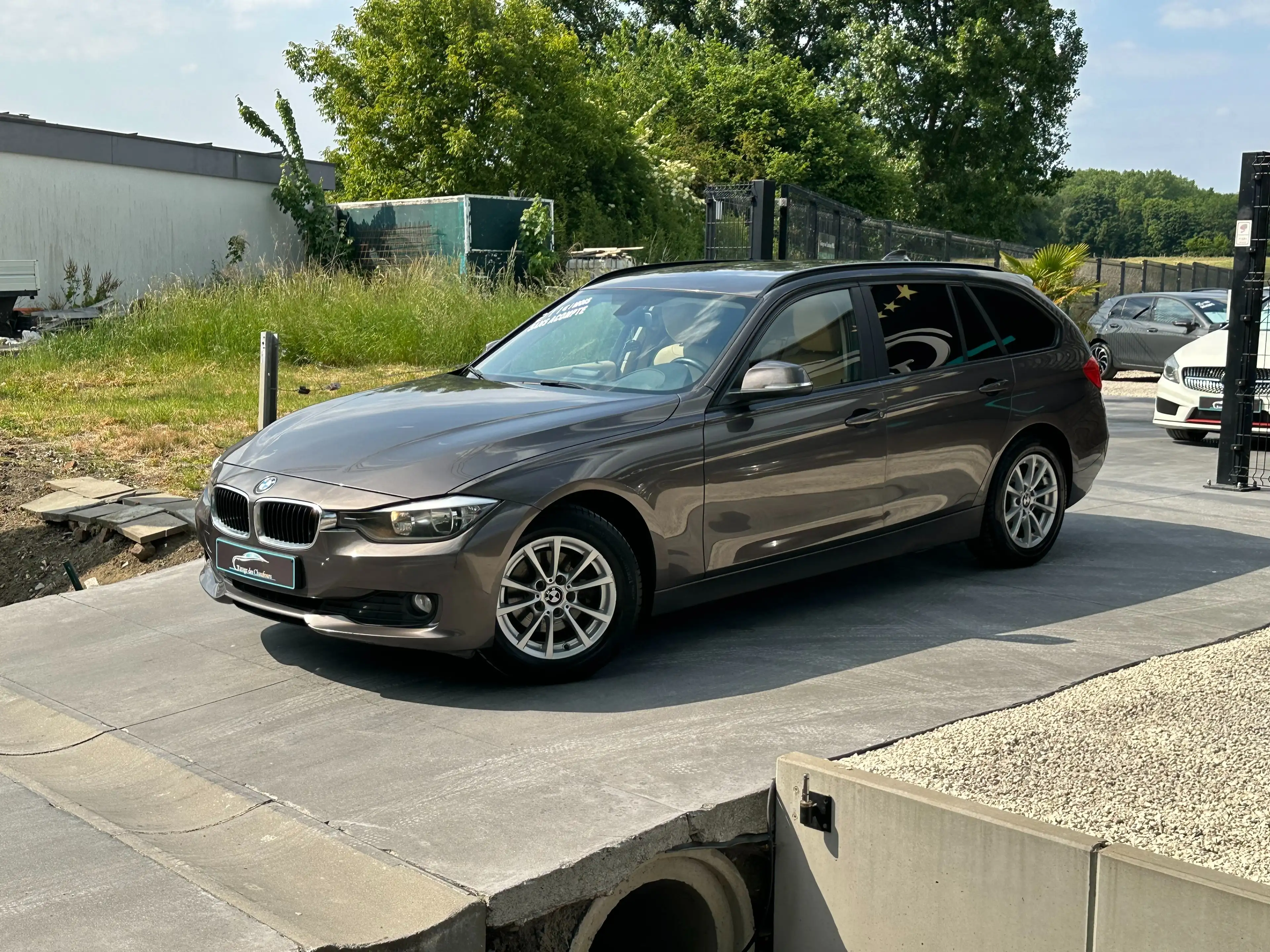 BMW 316 d Touring - ! Garantie 12 Mois ! - Navi - Cruise — photo 11