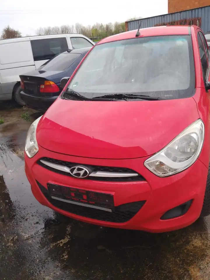 Hyundai i10
