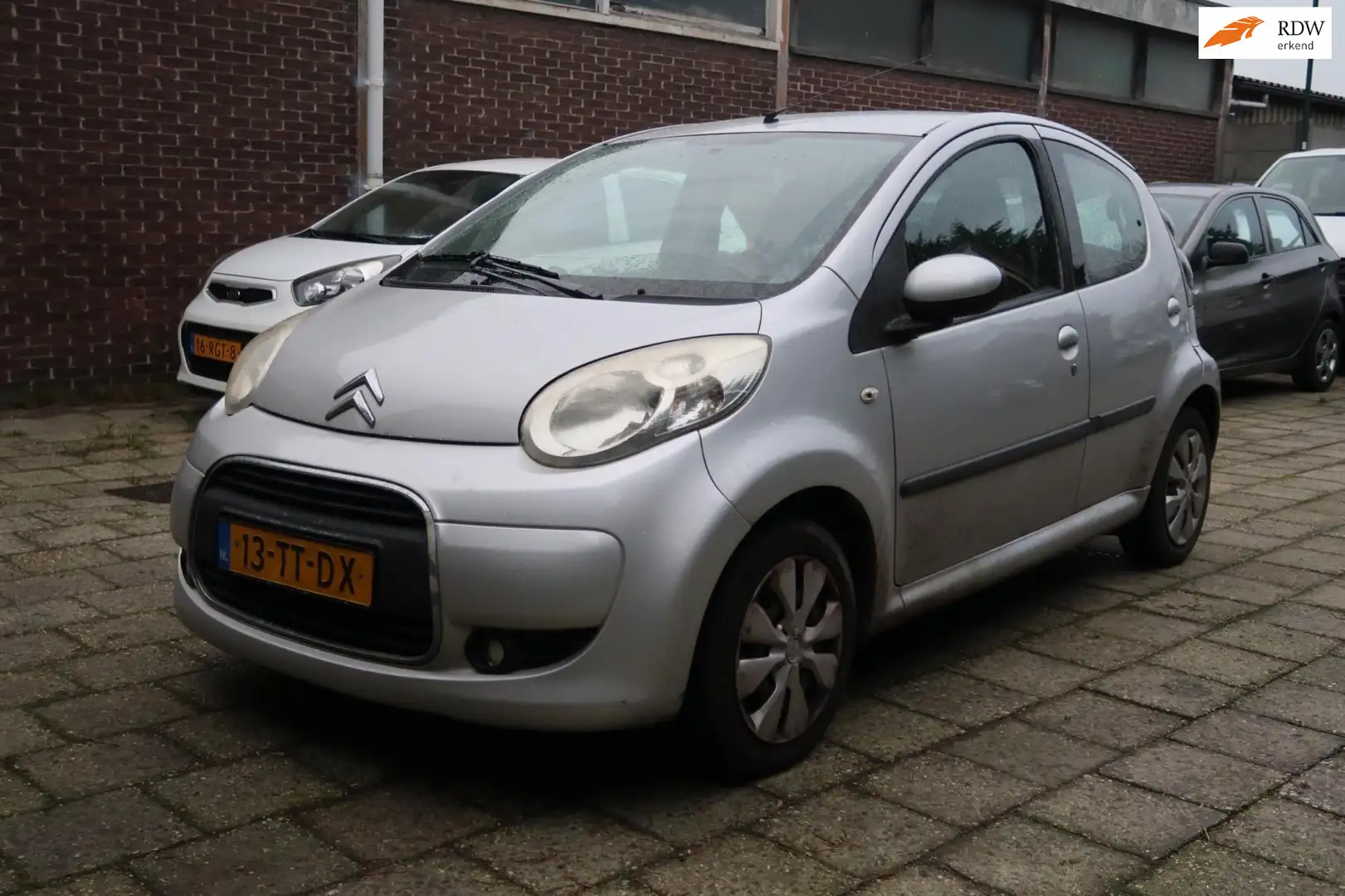 Citroen C1 1.0-12V Ambiance Grau - 1