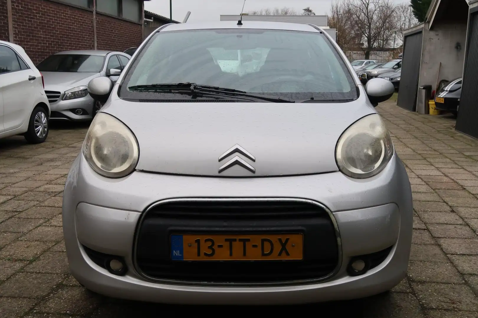 Citroen C1 1.0-12V Ambiance Grau - 2