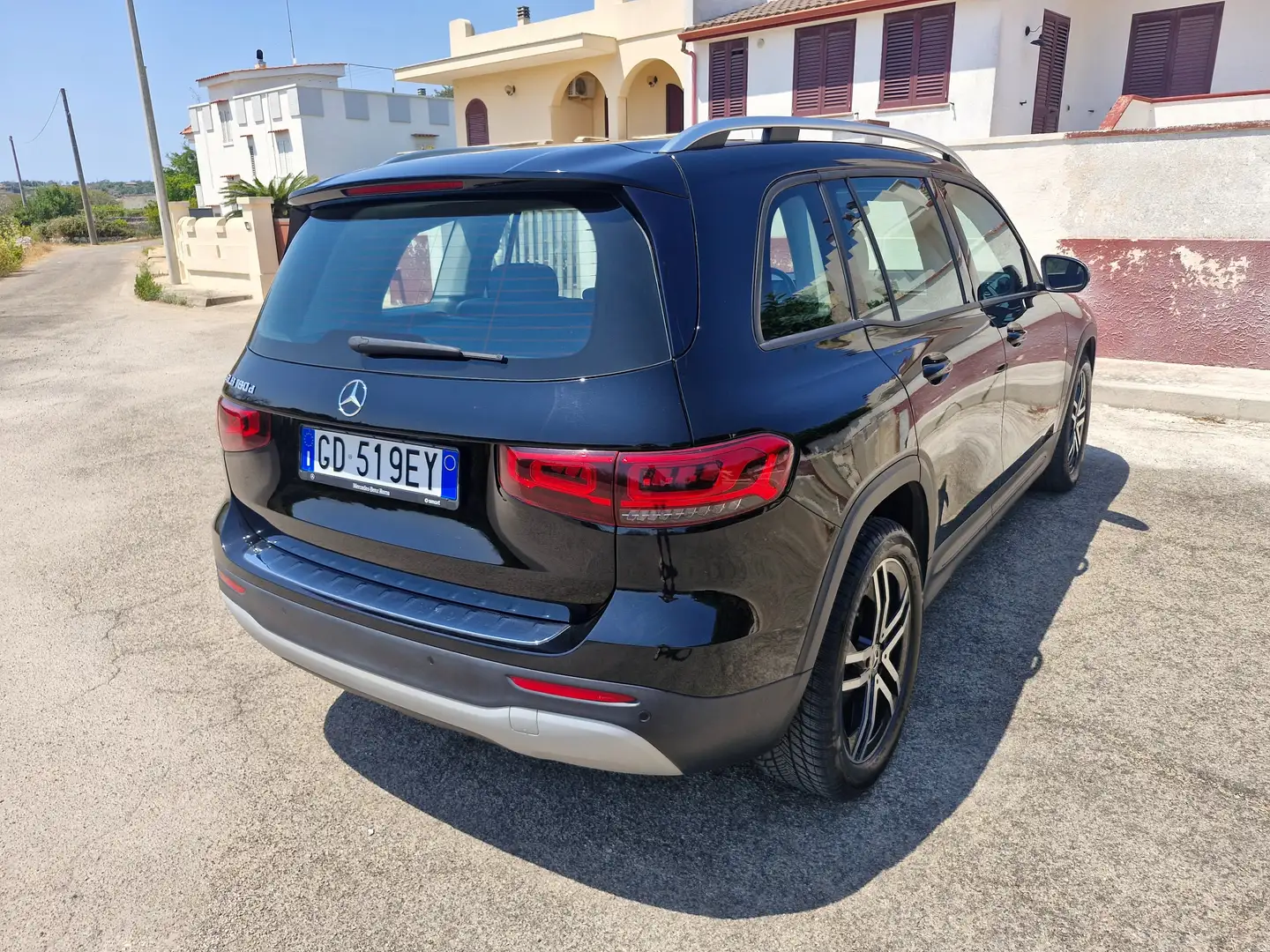 Mercedes-Benz GLB 180 GLB 180 d Business auto Negru - 2