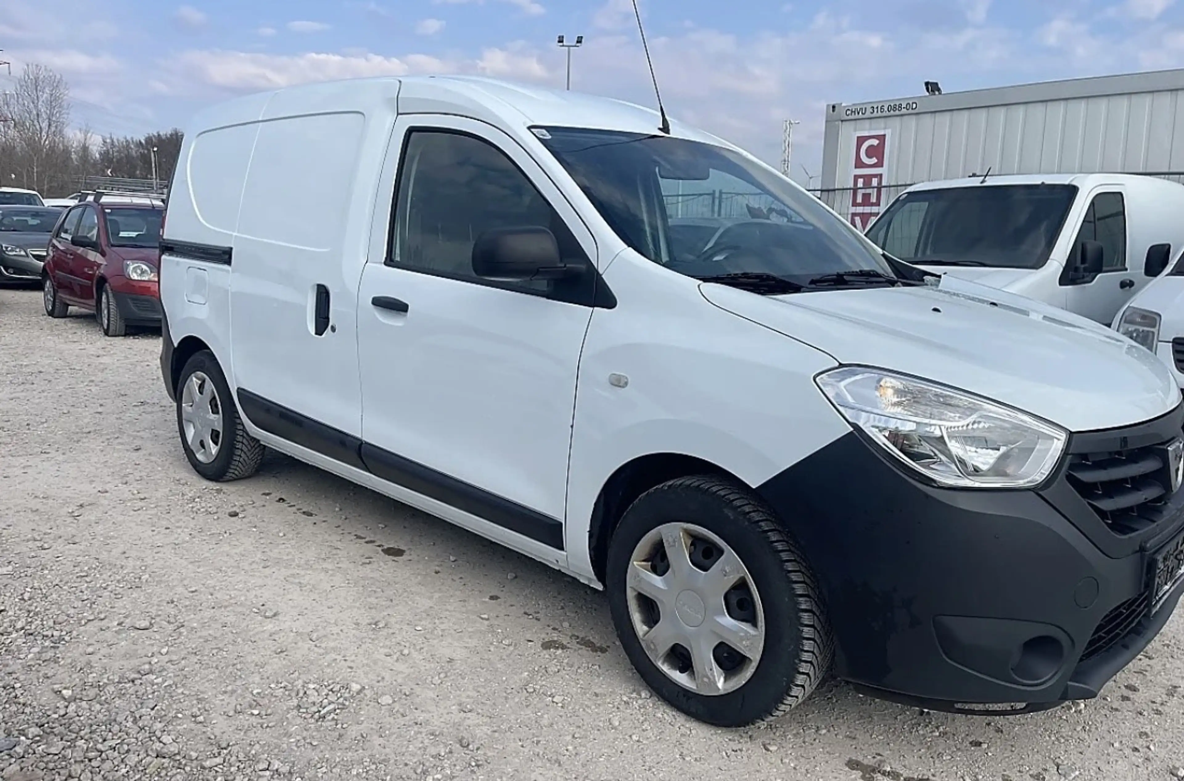 Dacia Dokker Dacia Dokker Van dCi 75 Transporter / Kastenwagen — photo 4