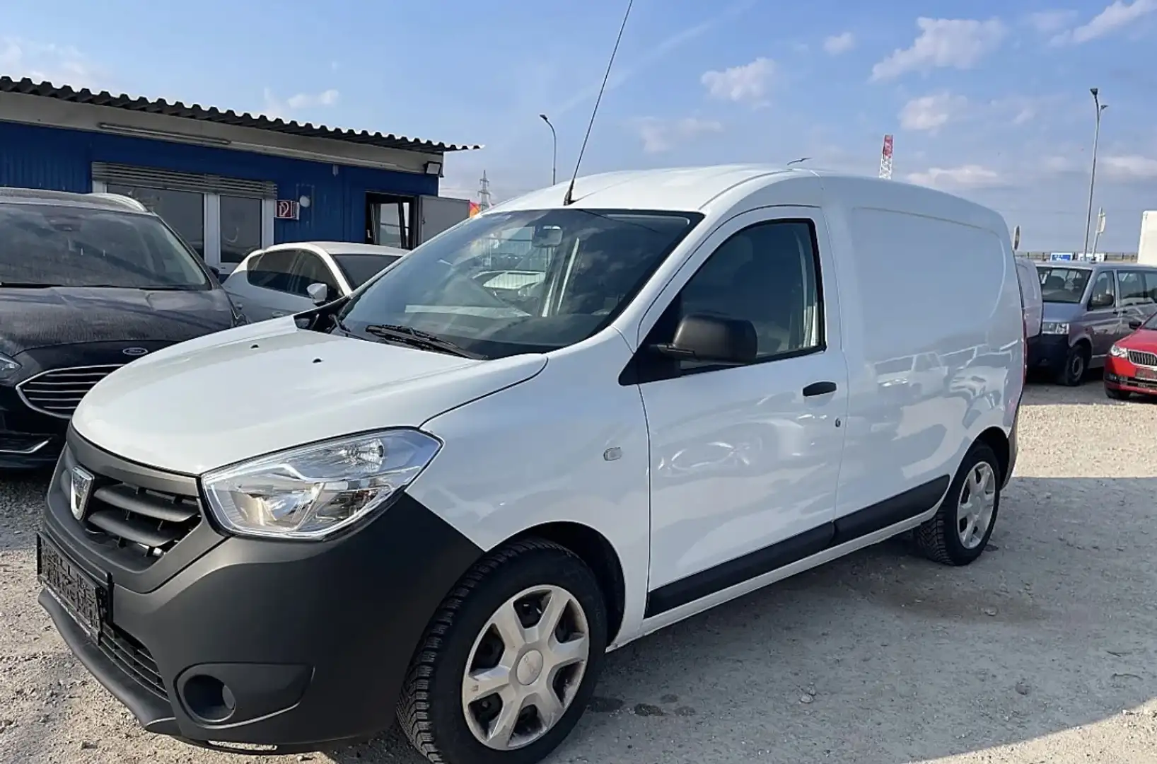Dacia Dokker Dacia Dokker Van dCi 75 Transporter / Kastenwagen Weiß - 2