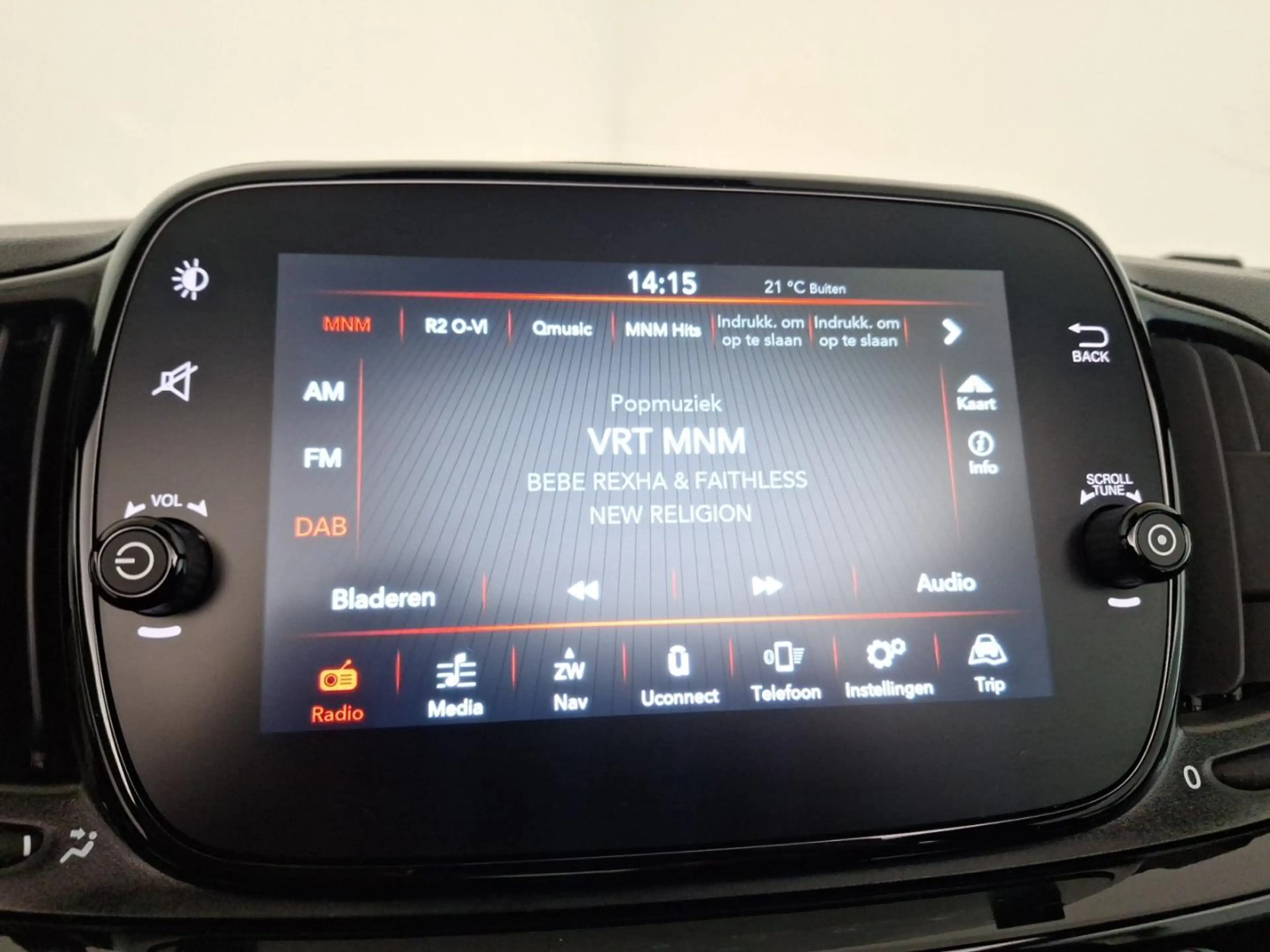 Fiat 500C CABRIO DOLCE VITA *SENSOREN ACHTER*DAB*GPS*CARPLAY — photo 12