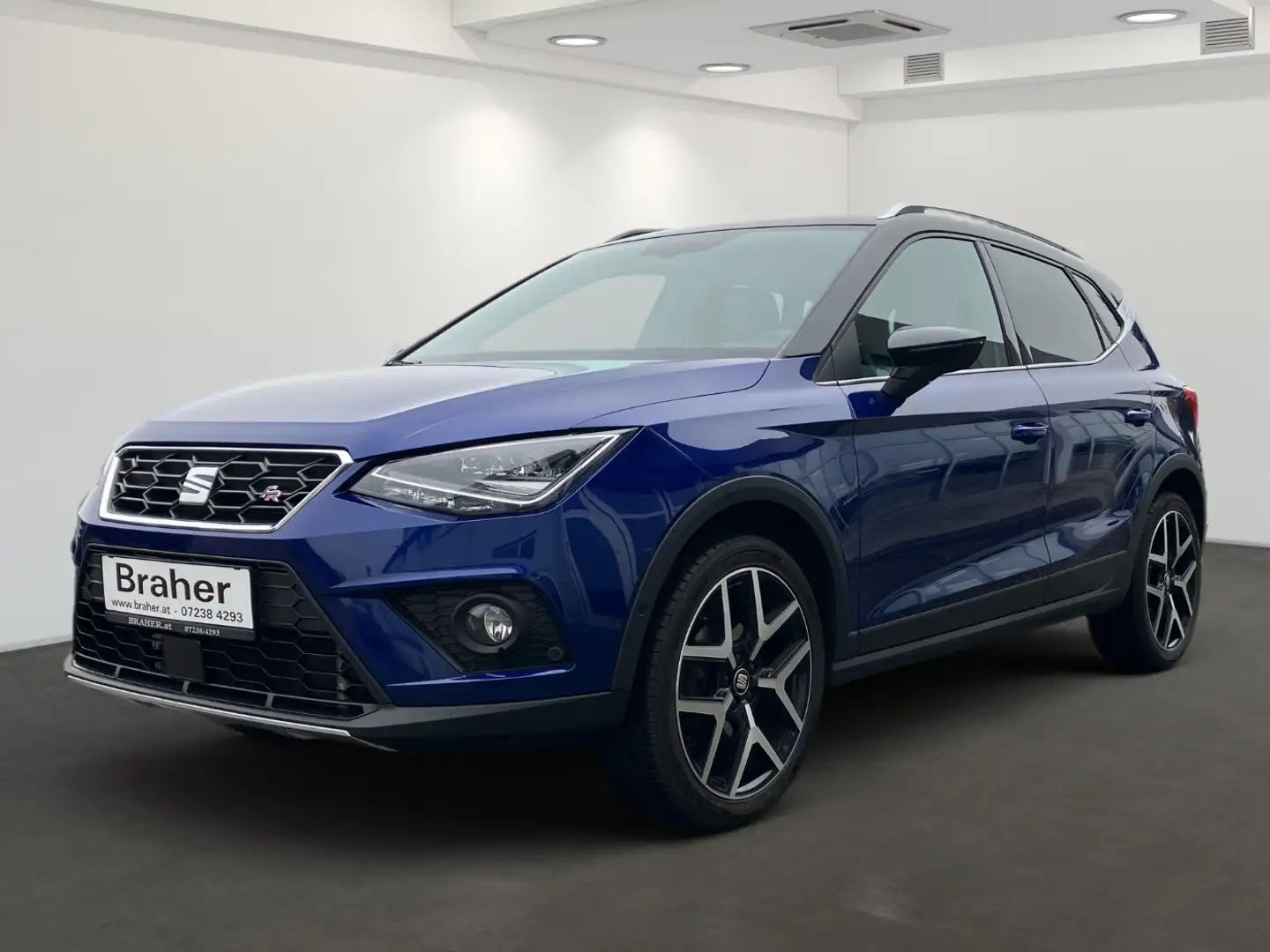 SEAT Arona 1.0 TSI FR Ambi AUT Blau - 2