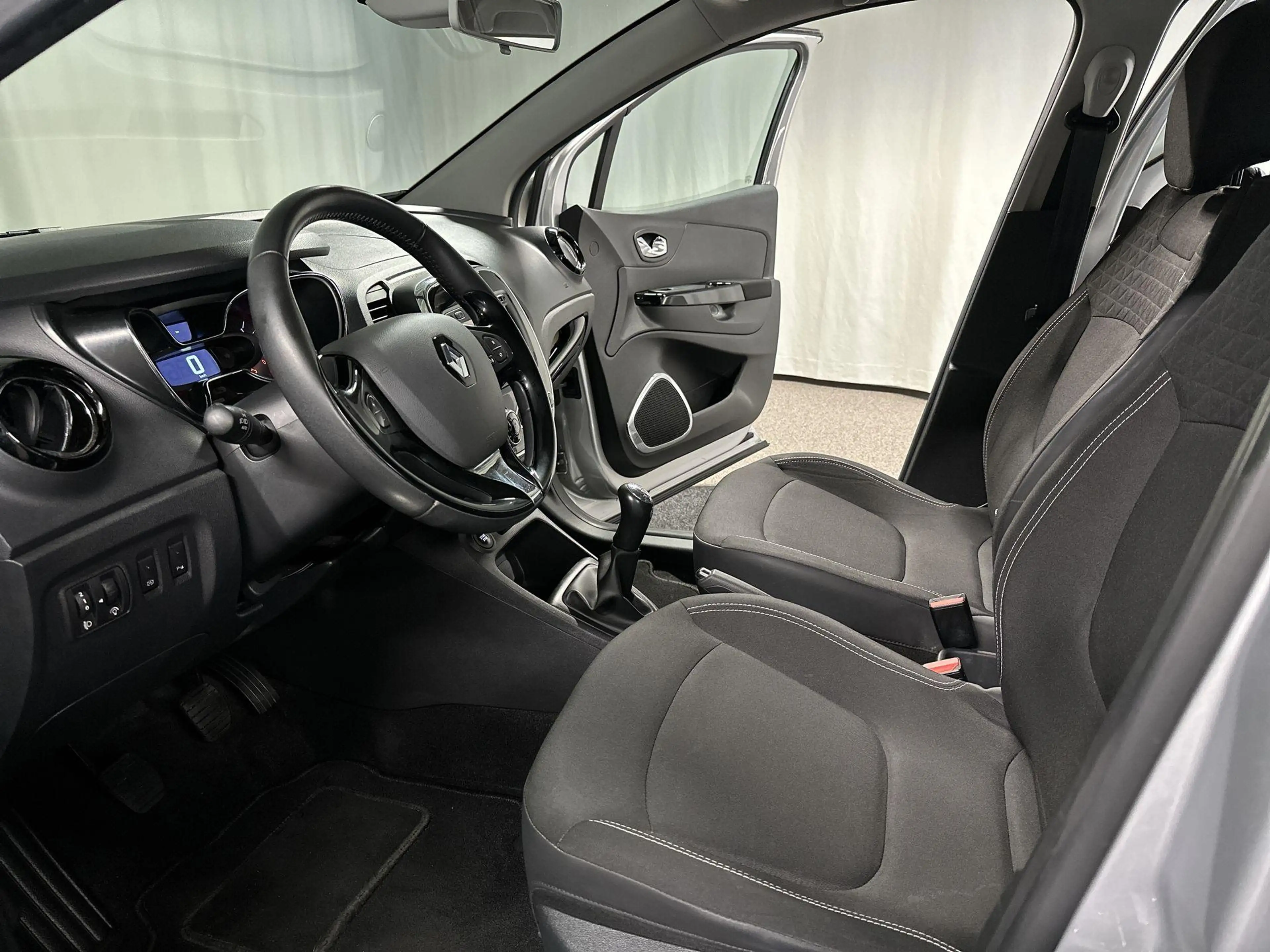 Renault Captur 0.9 TCe Limited Trekhaak | Navigatie — photo 4