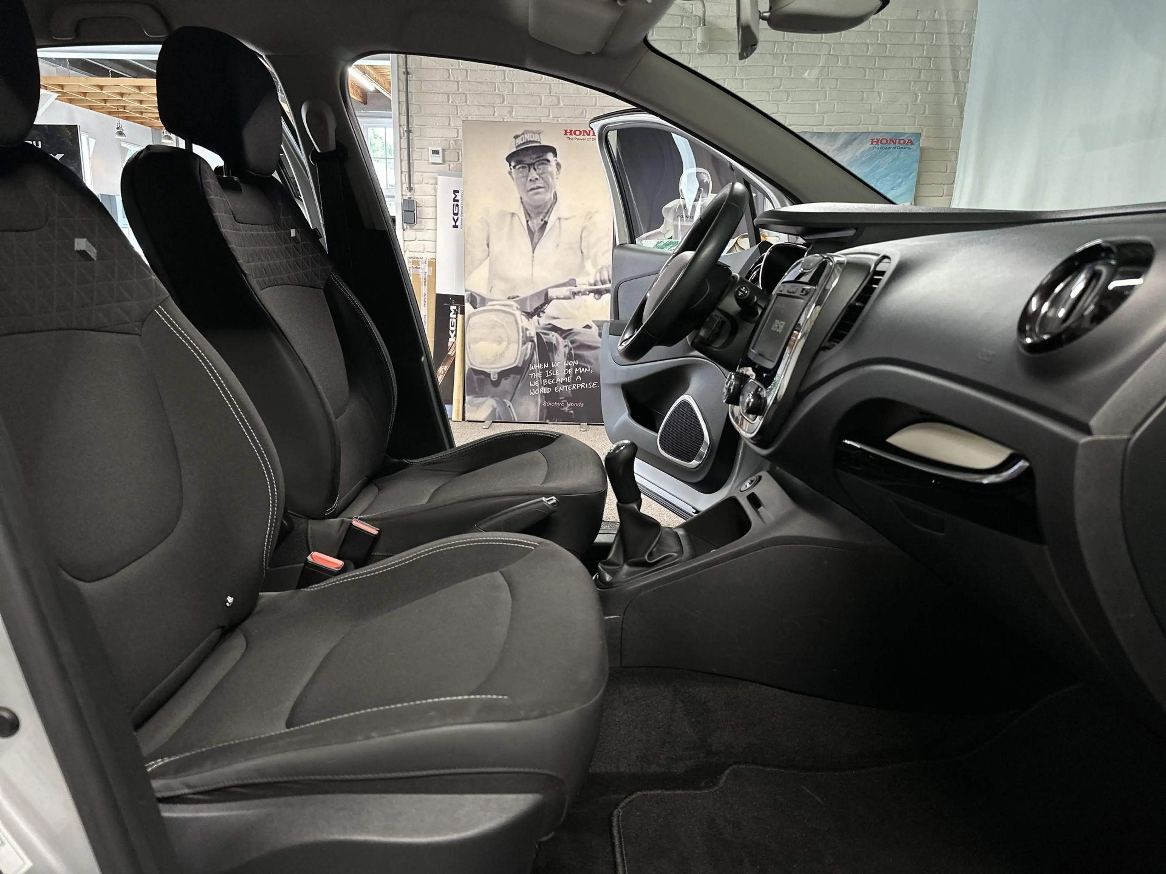 Renault Captur 0.9 TCe Limited Trekhaak | Navigatie — photo 6
