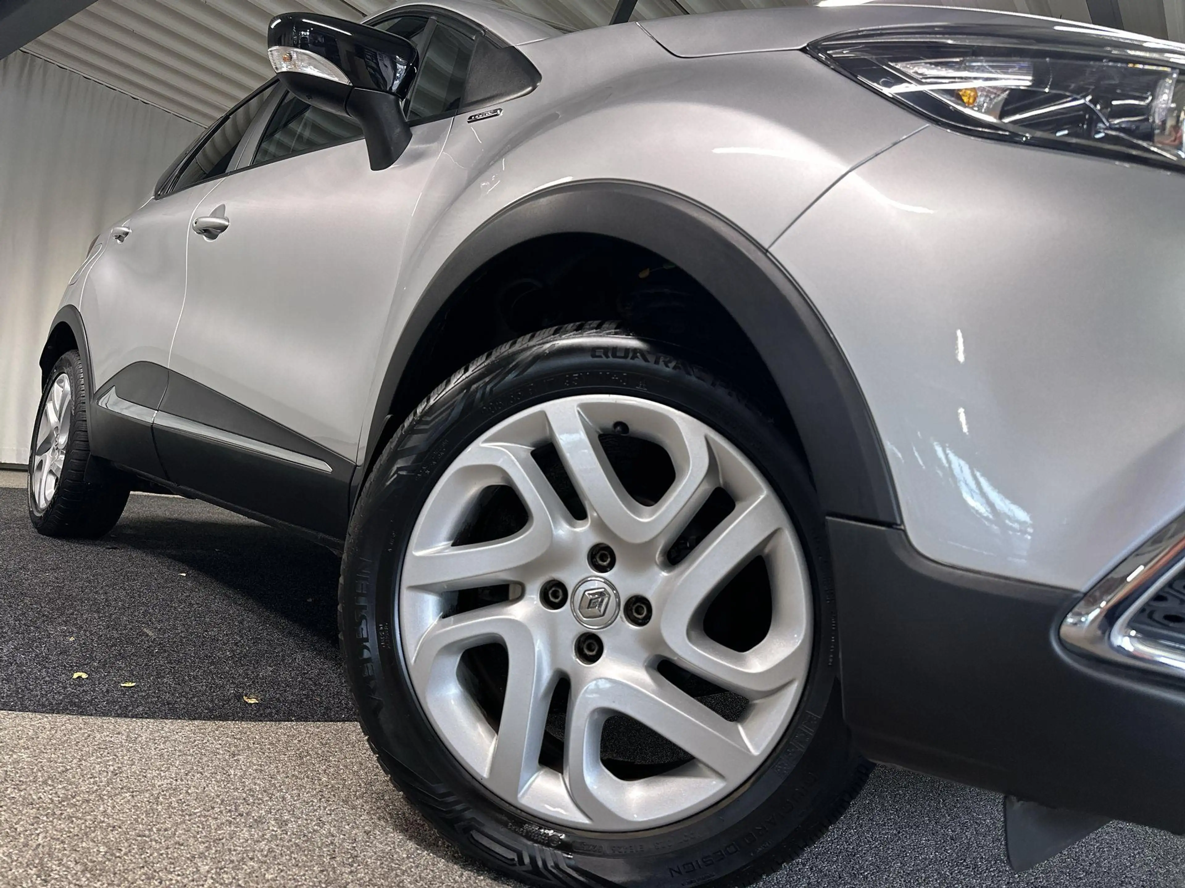 Renault Captur 0.9 TCe Limited Trekhaak | Navigatie — photo 36