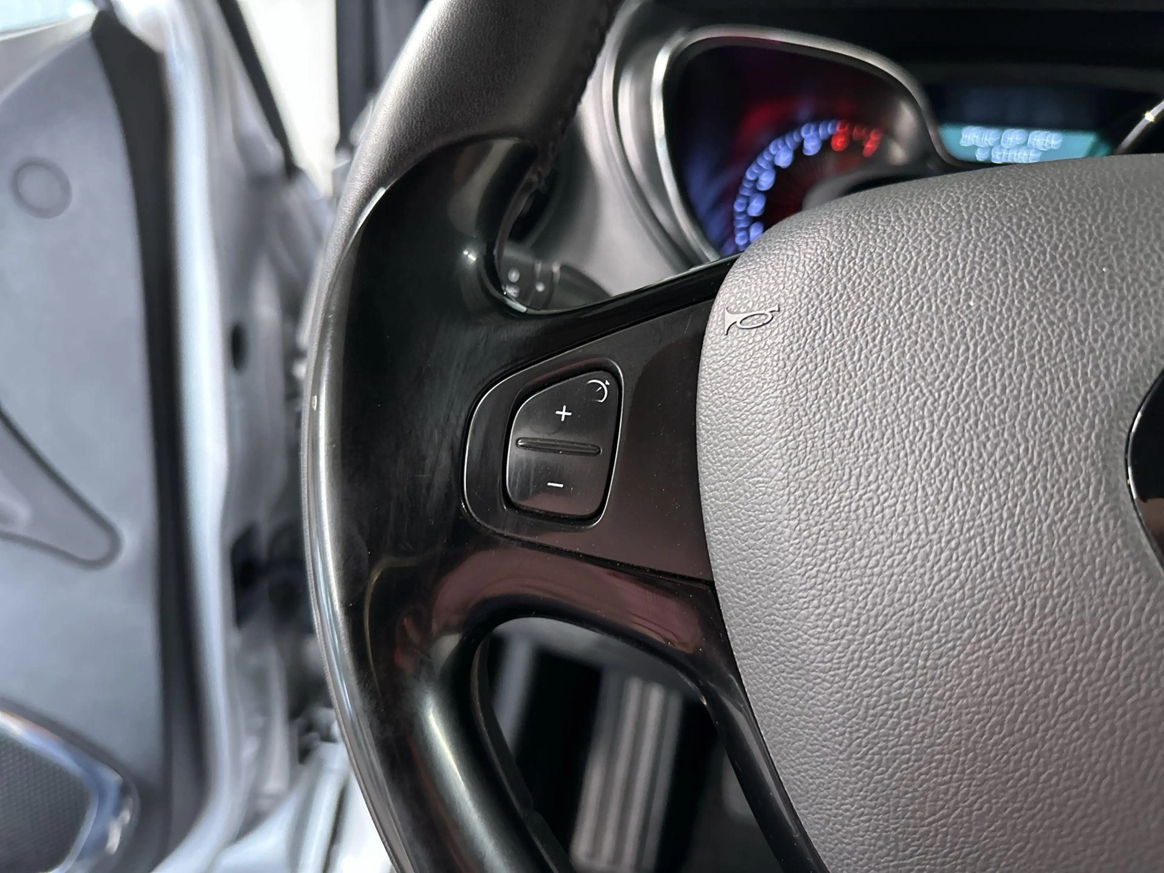 Renault Captur 0.9 TCe Limited Trekhaak | Navigatie — photo 24