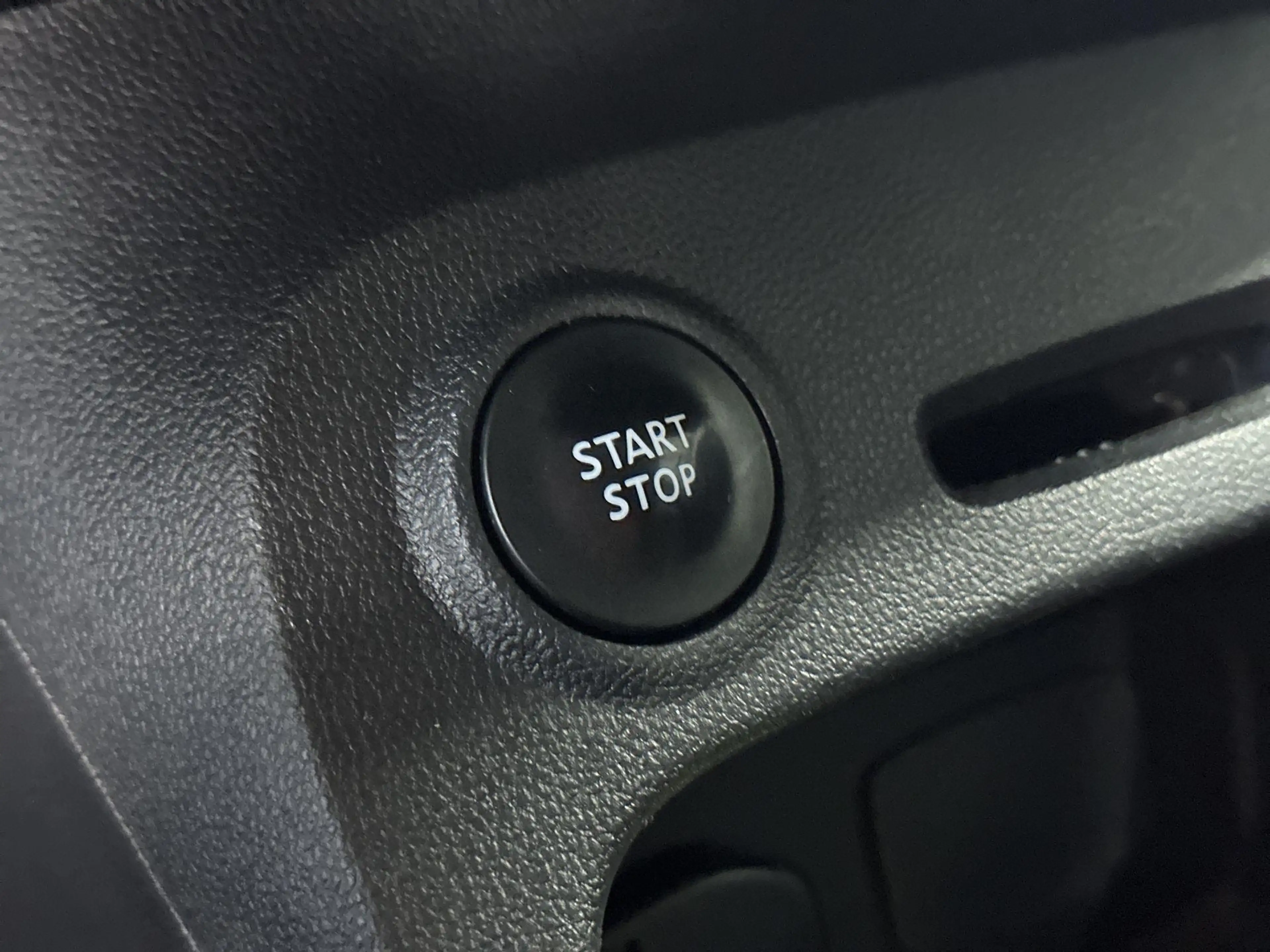 Renault Captur 0.9 TCe Limited Trekhaak | Navigatie — photo 27