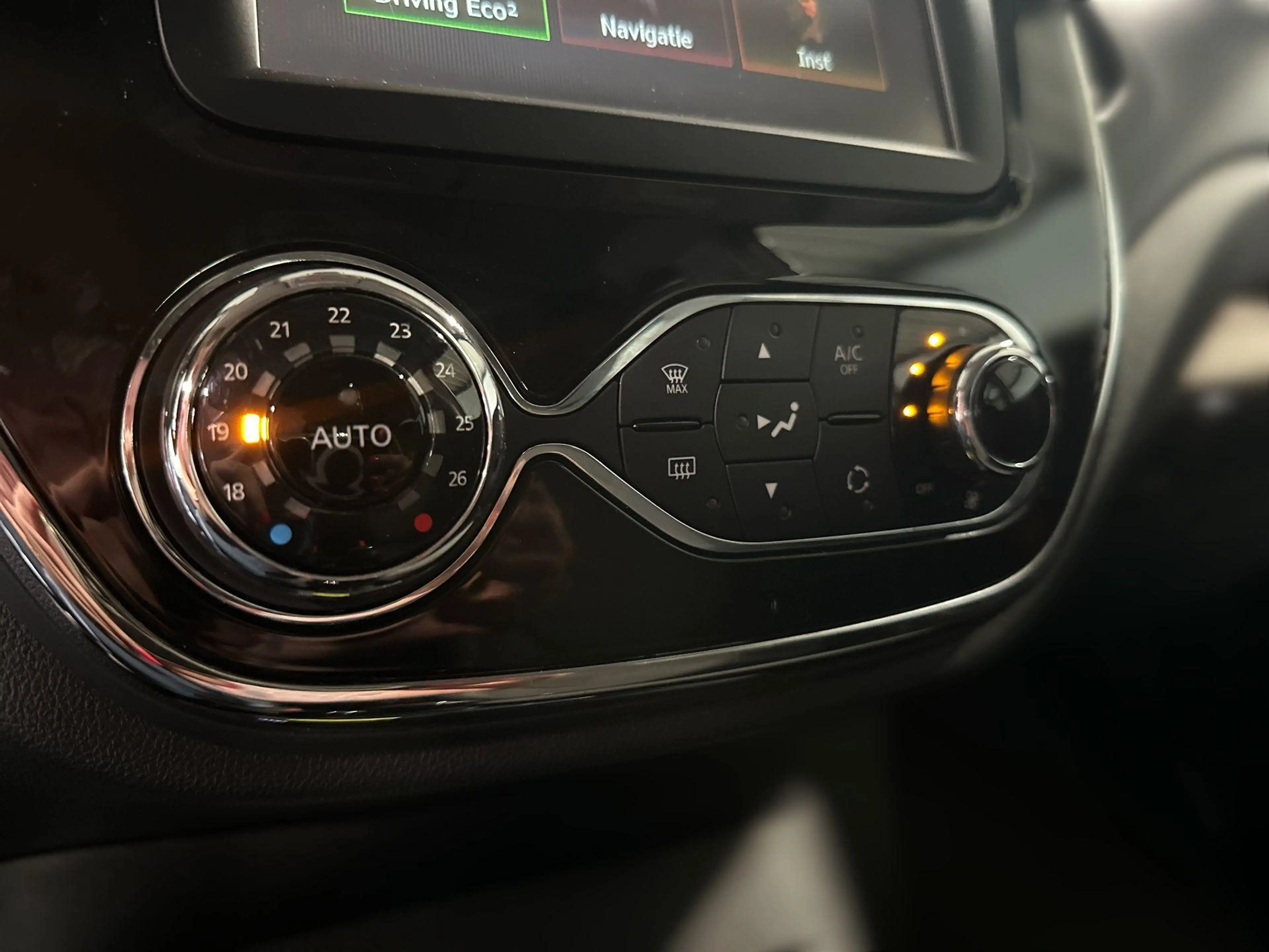 Renault Captur 0.9 TCe Limited Trekhaak | Navigatie — photo 20