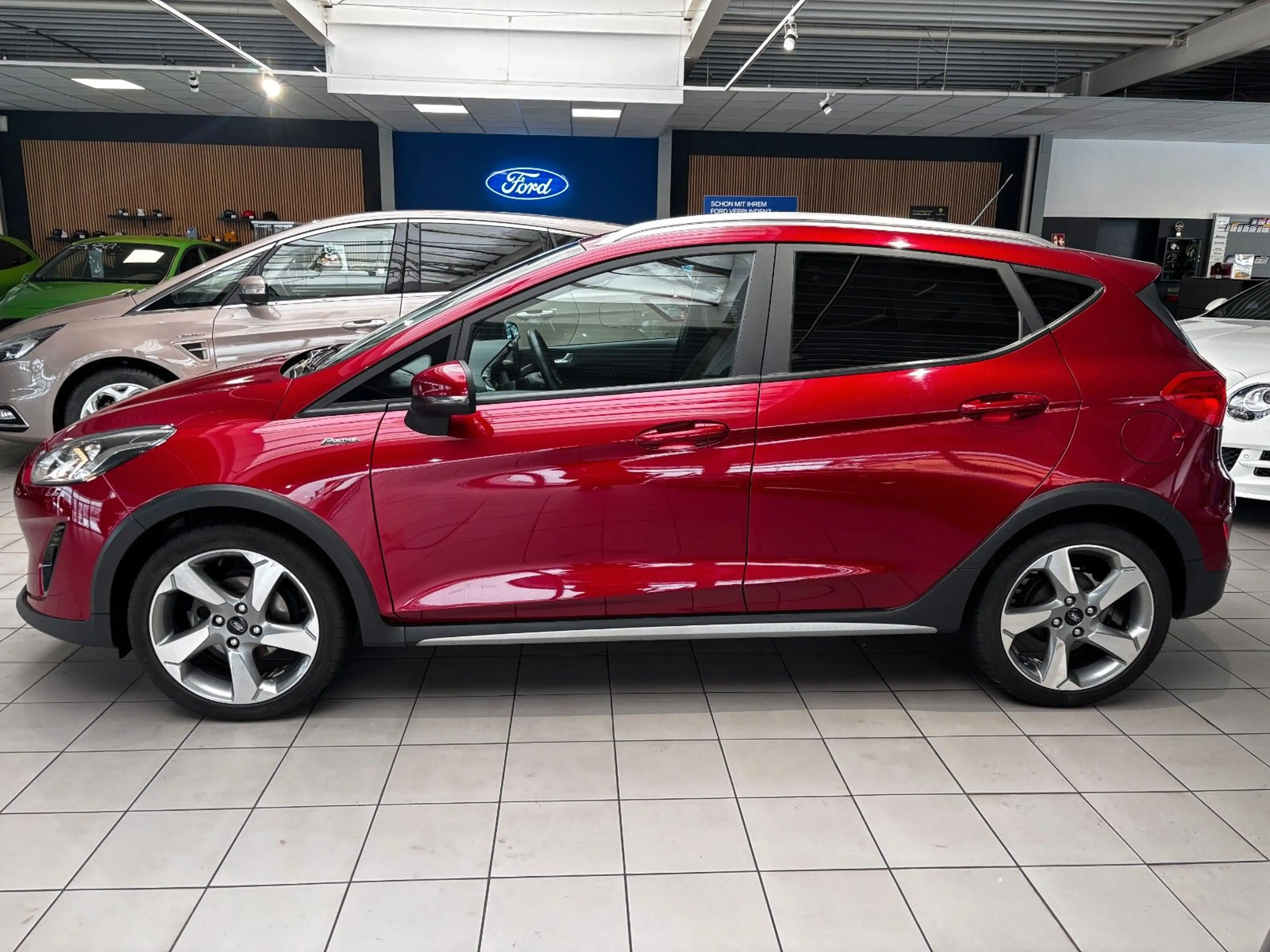 Ford Fiesta 1.0 Active*LMR*Temp.*Klima*Sitzheiz. — photo 4