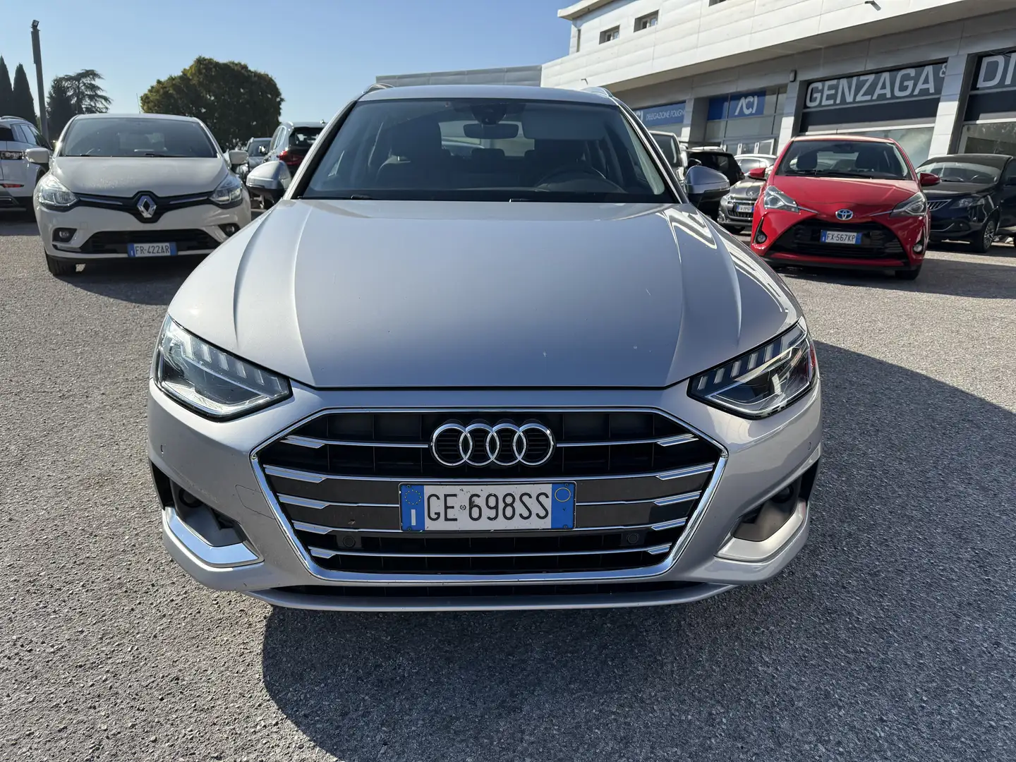 Audi A4 A4 Avant 35 2.0 tdi Business Advanced s-tronic Argent - 1