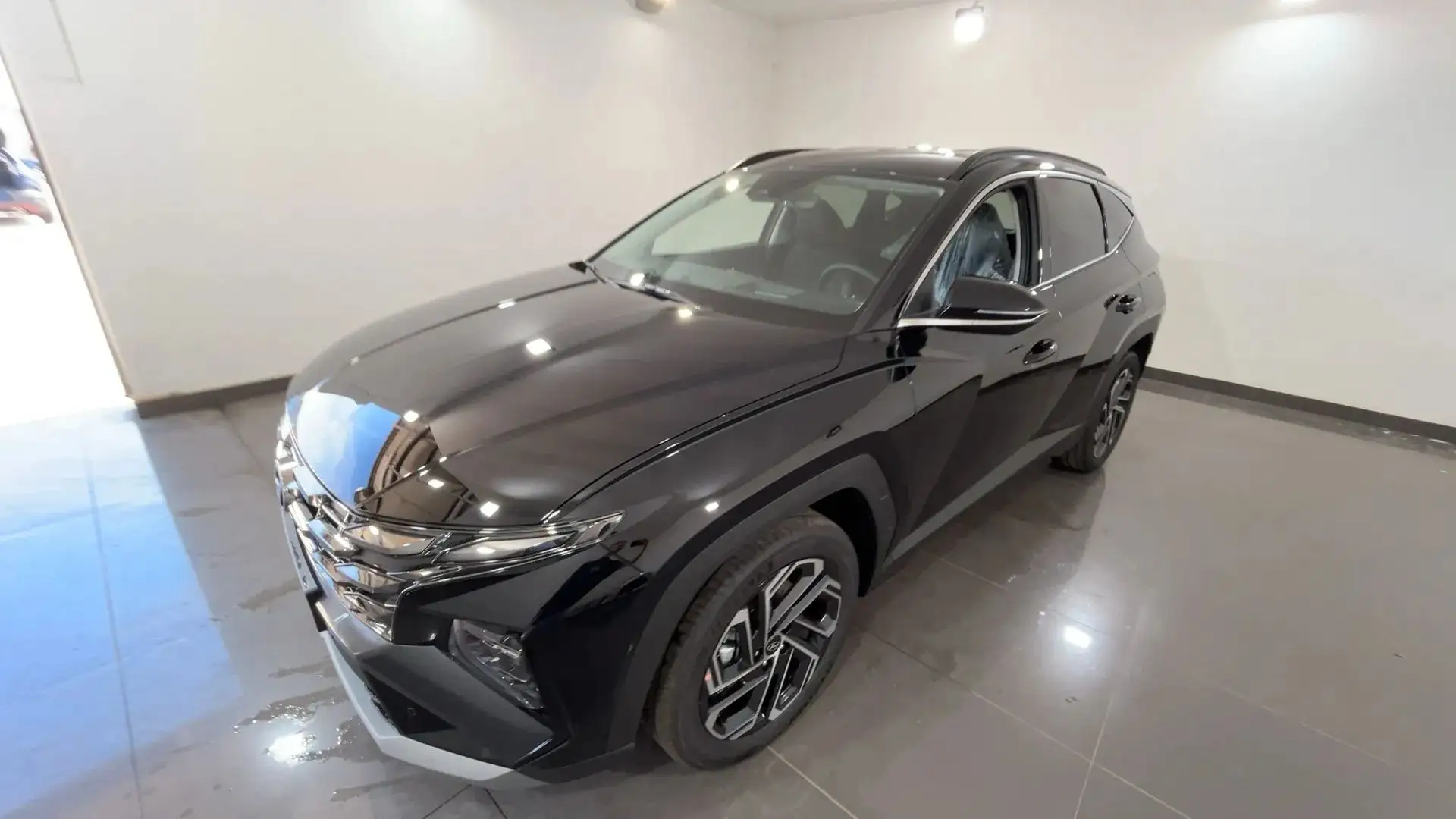 Hyundai TUCSON Tucson 1.6 crdi 48V Exellence 2wd AUTOMATIC KM0 Nero - 2