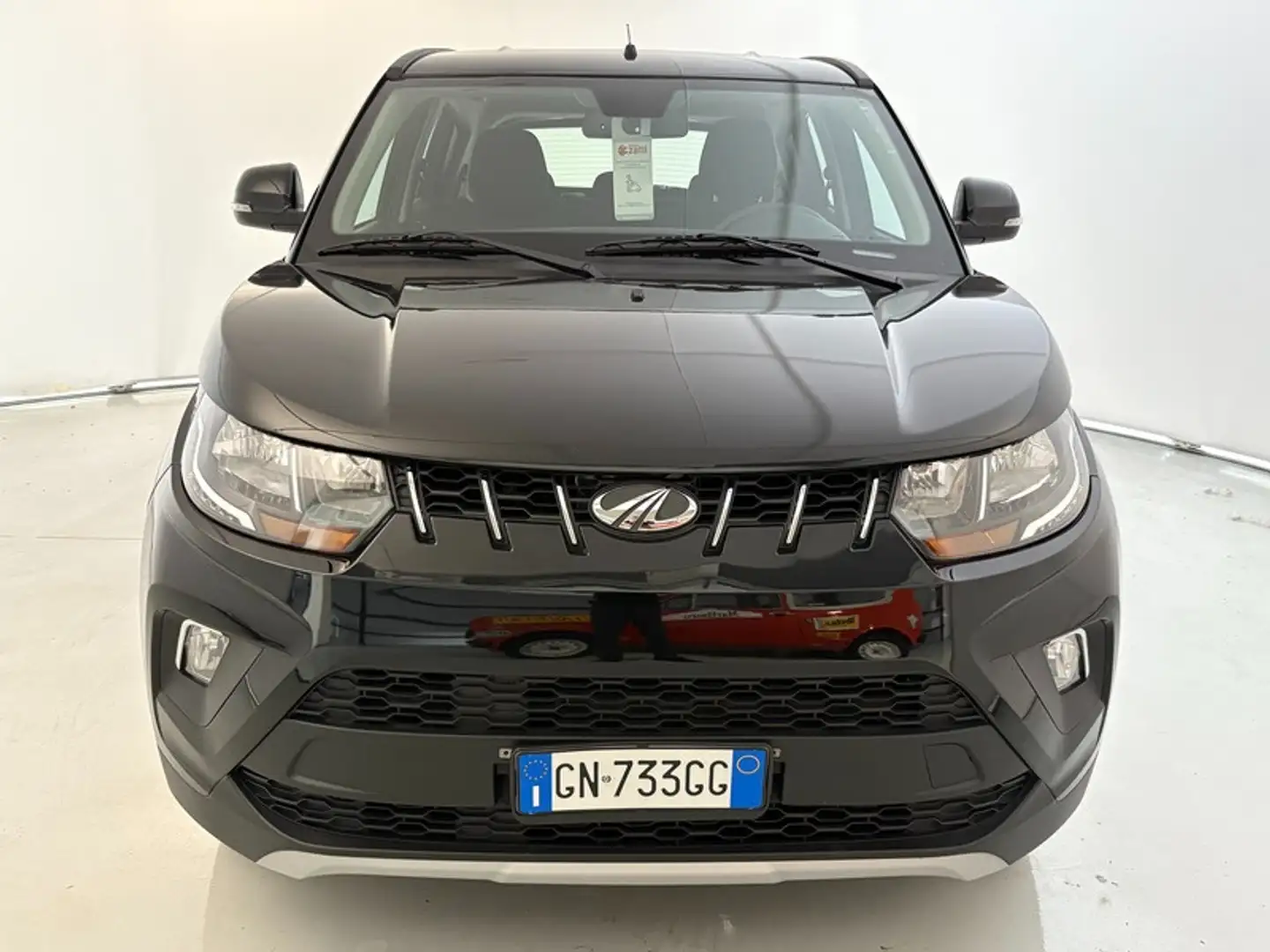 Mahindra 1.2 K6+ Noir - 2