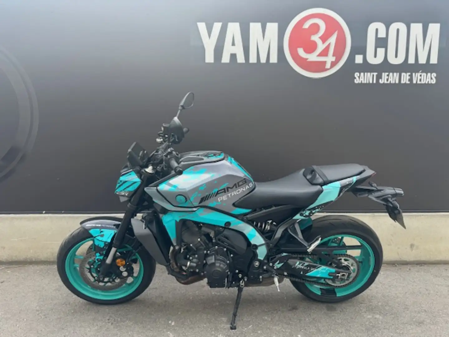 Yamaha MT-09 Gris - 1